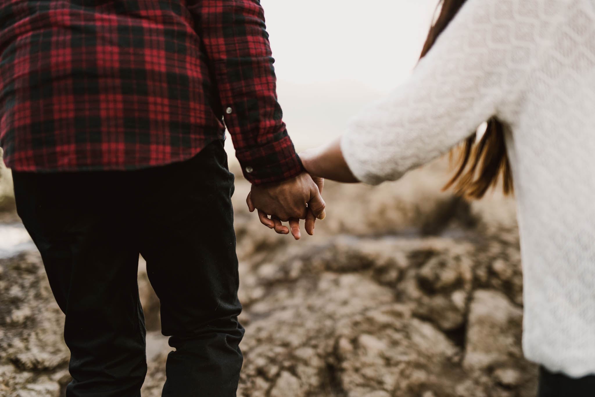 ©Isaiah-&-Taylor-Photography---Rattlesnake-Ledge-Trail-Engagement,-Seattle-Washington-023.jpg