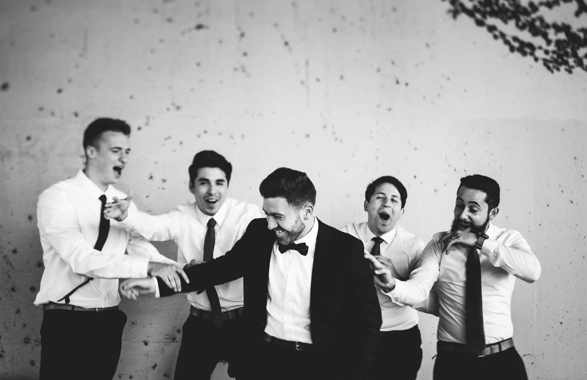 ©Isaiah & Taylor Photography - Long Beach Bay Wedding-32.jpg