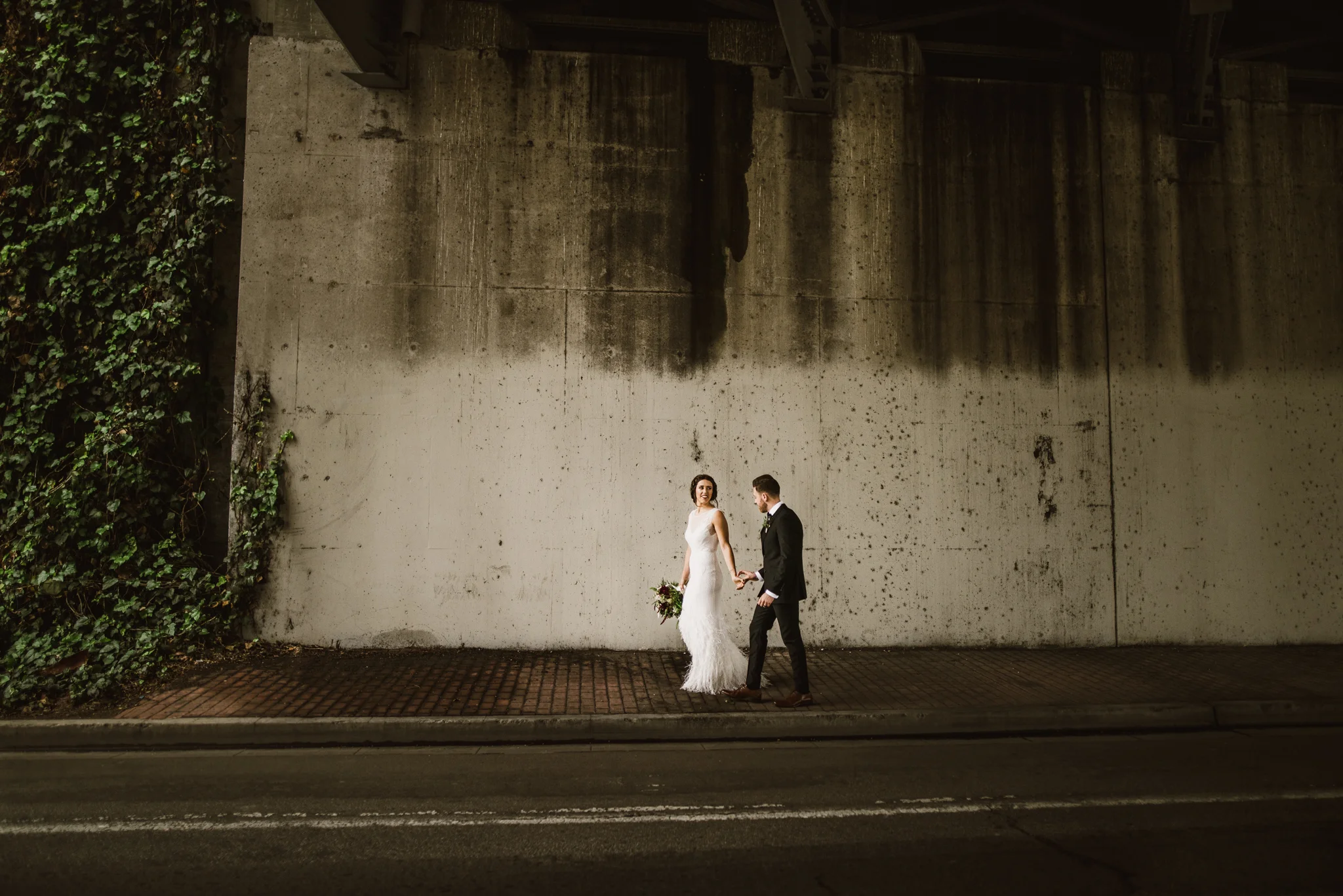 ©Isaiah & Taylor Photography - Long Beach Bay Wedding-75.jpg