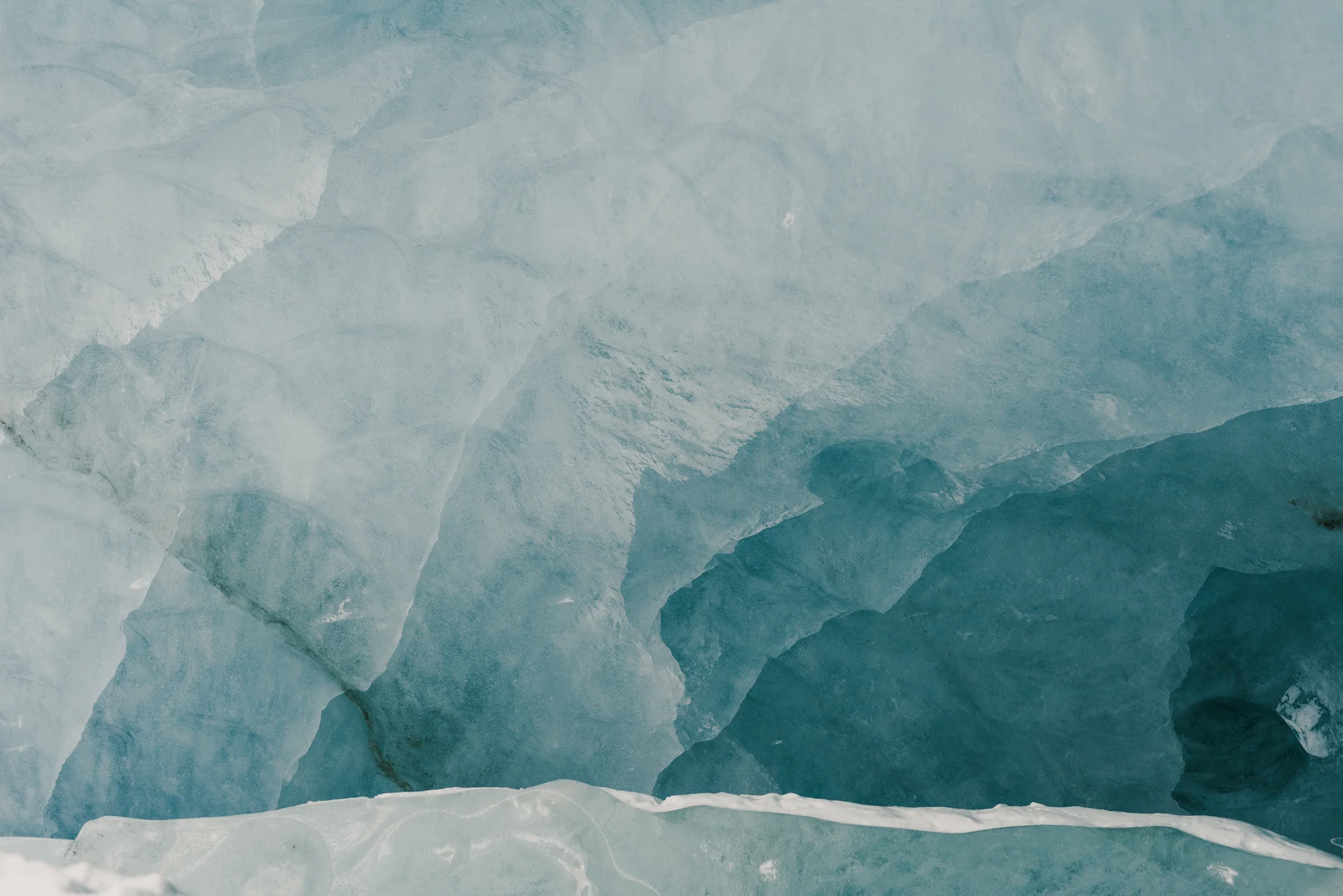 ©The-Ryans-Photo---Athabasca-Glacier,-Ice-Cave-044.jpg