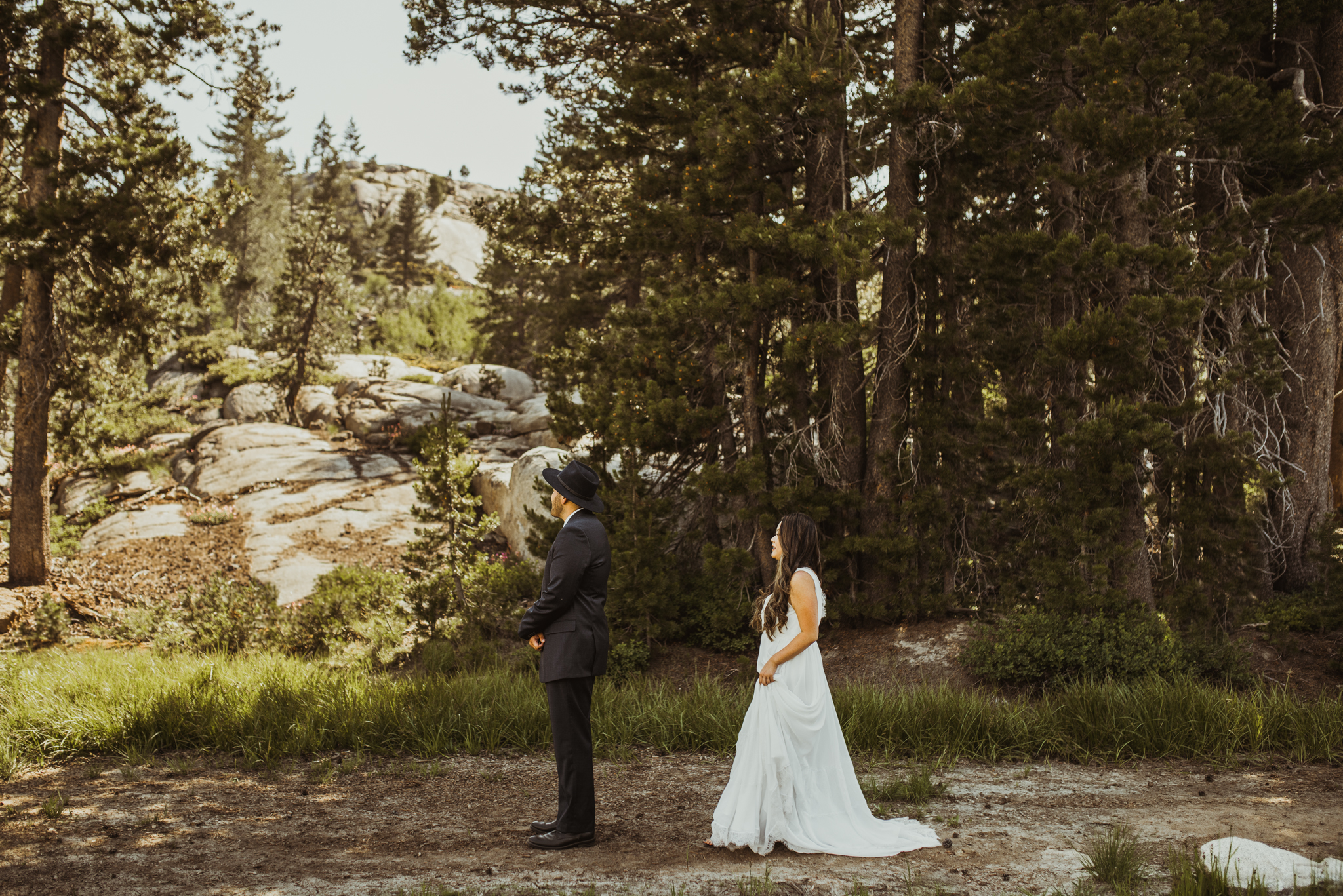 ©Isaiah & Taylor Photography -The Hideout Wedding, Kirkwood California, Lake Tahoe Wedding Photographer-71.jpg