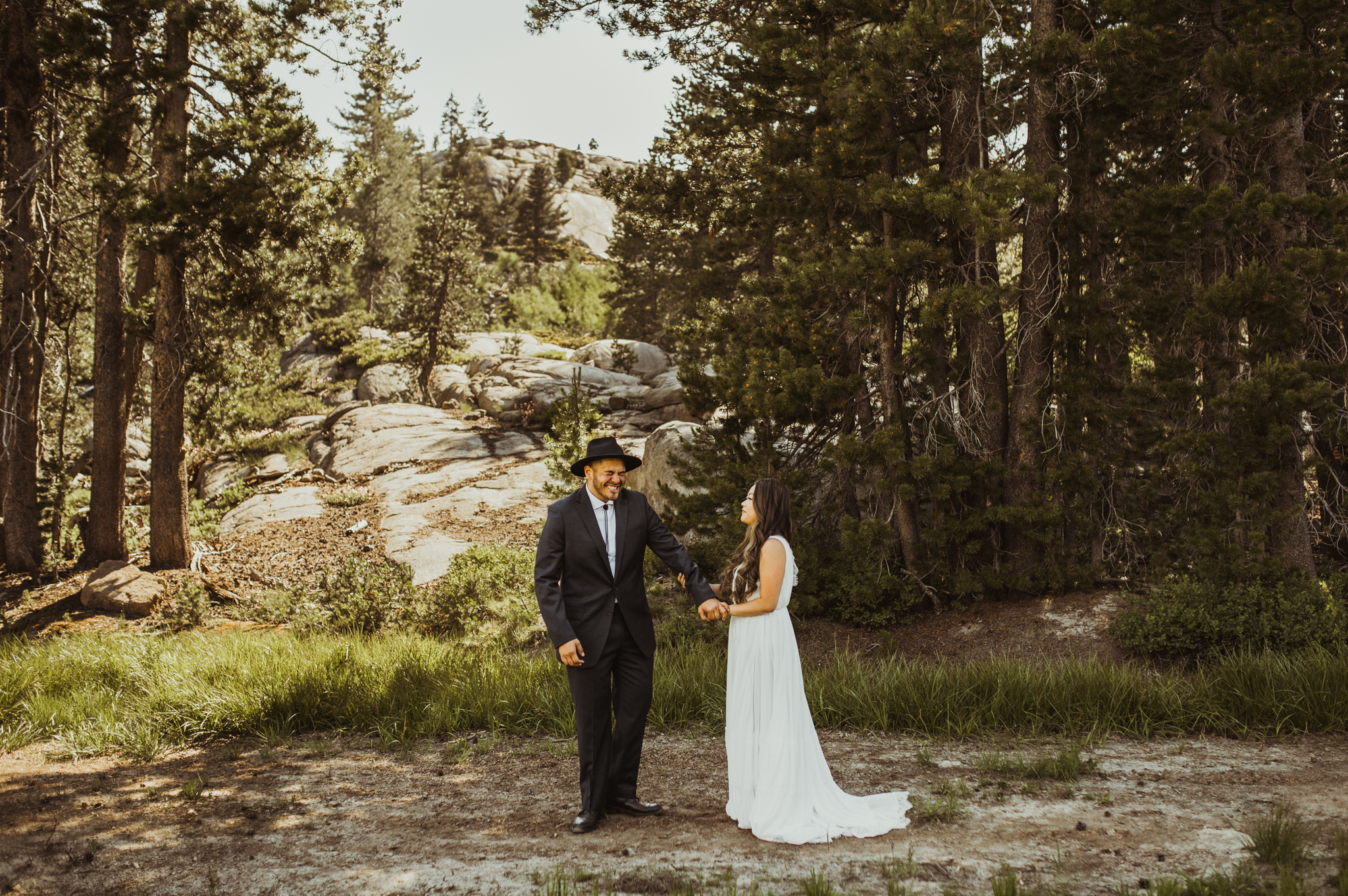 ©Isaiah & Taylor Photography -The Hideout Wedding, Kirkwood California, Lake Tahoe Wedding Photographer-72.jpg
