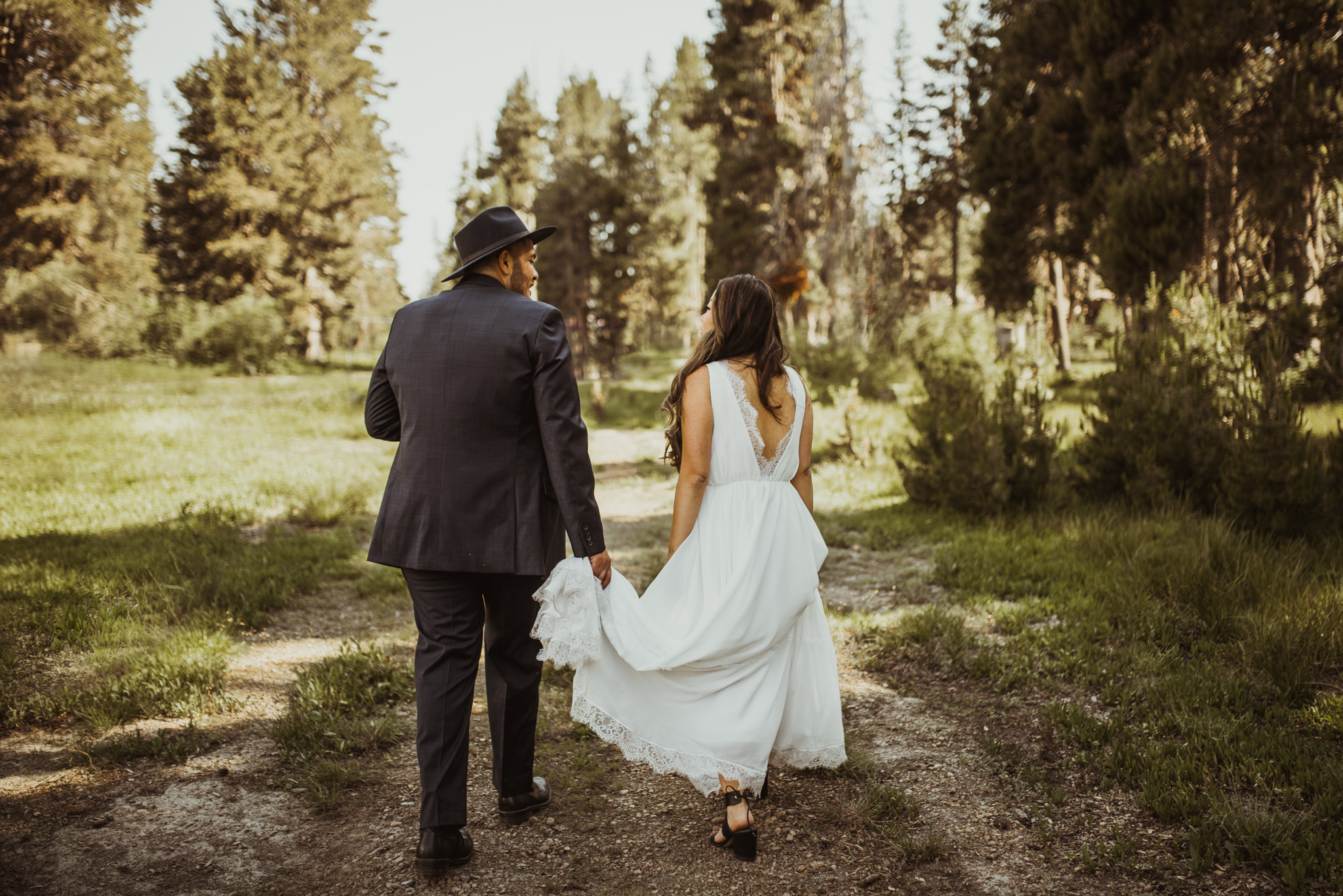 ©Isaiah & Taylor Photography -The Hideout Wedding, Kirkwood California, Lake Tahoe Wedding Photographer-84.jpg