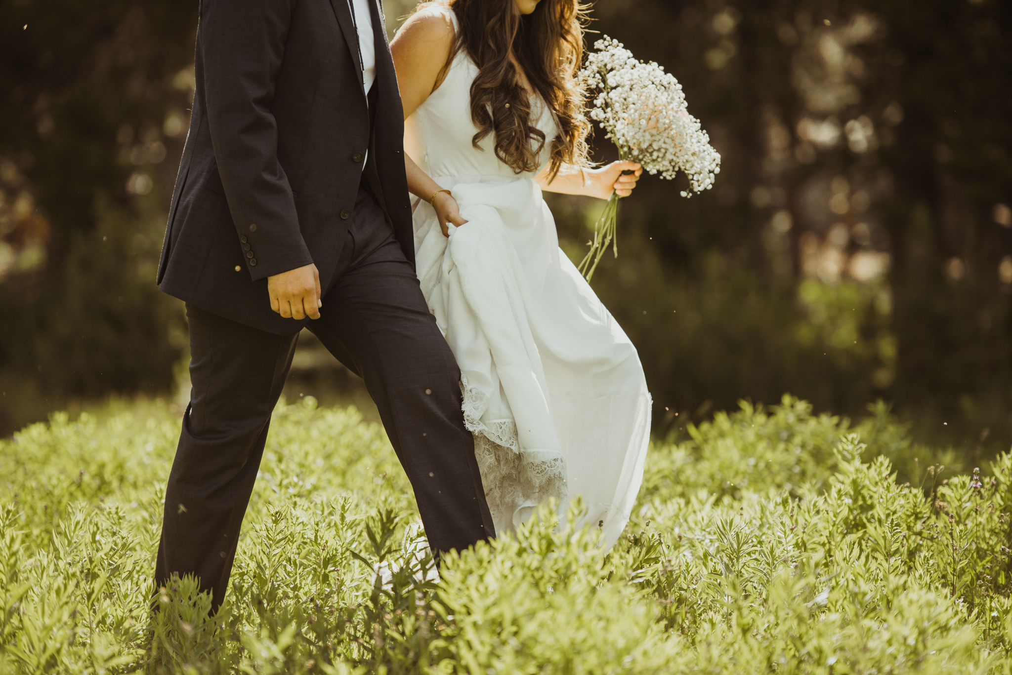 ©Isaiah & Taylor Photography -The Hideout Wedding, Kirkwood California, Lake Tahoe Wedding Photographer-90.jpg