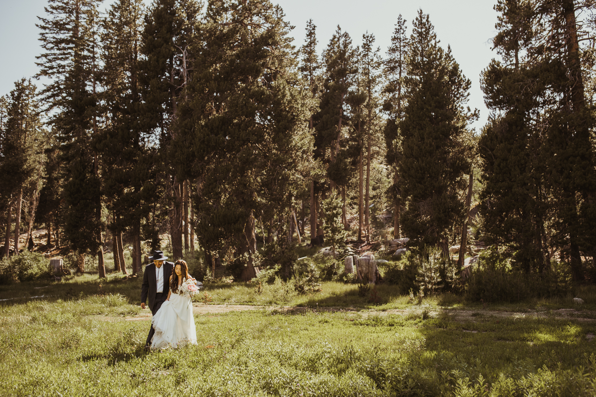 ©Isaiah & Taylor Photography -The Hideout Wedding, Kirkwood California, Lake Tahoe Wedding Photographer-91.jpg