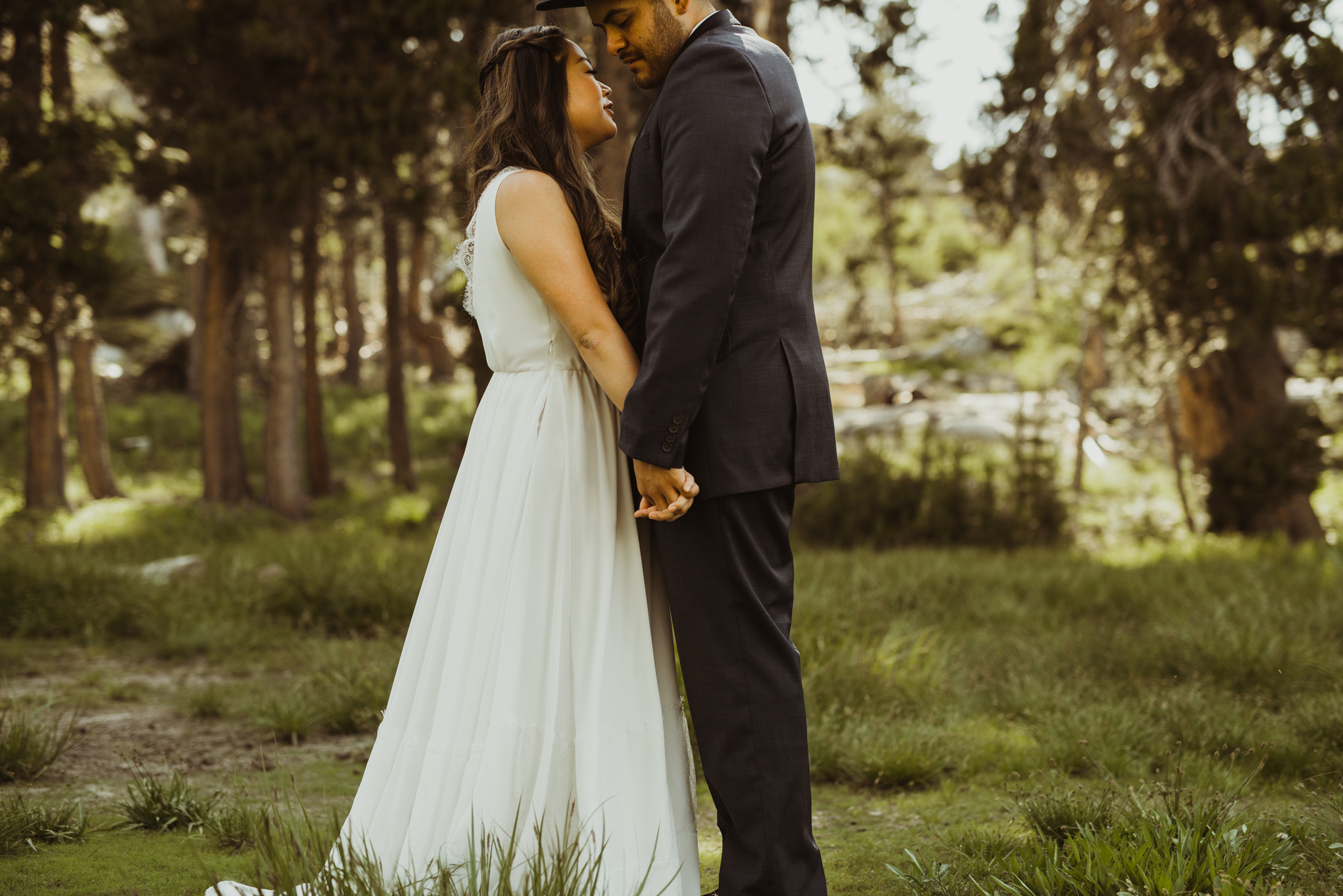 ©Isaiah & Taylor Photography -The Hideout Wedding, Kirkwood California, Lake Tahoe Wedding Photographer-106.jpg