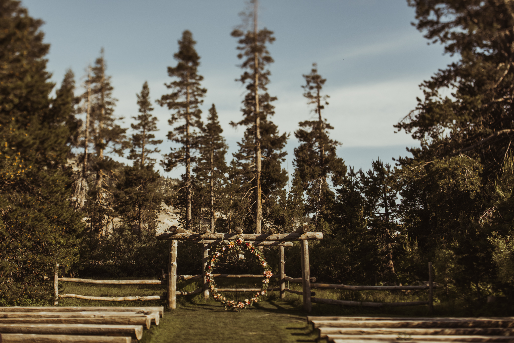 ©Isaiah & Taylor Photography -The Hideout Wedding, Kirkwood California, Lake Tahoe Wedding Photographer-133.jpg