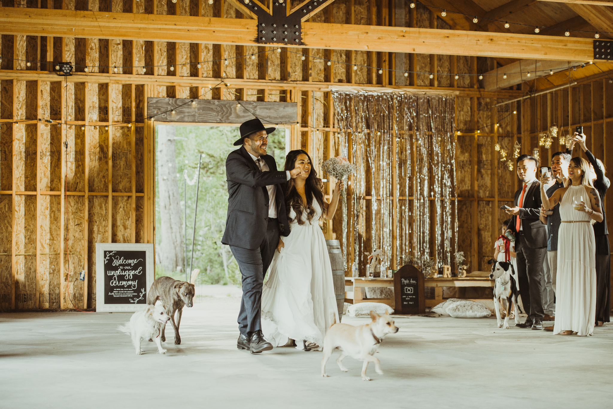 ©Isaiah & Taylor Photography -The Hideout Wedding, Kirkwood California, Lake Tahoe Wedding Photographer-195.jpg