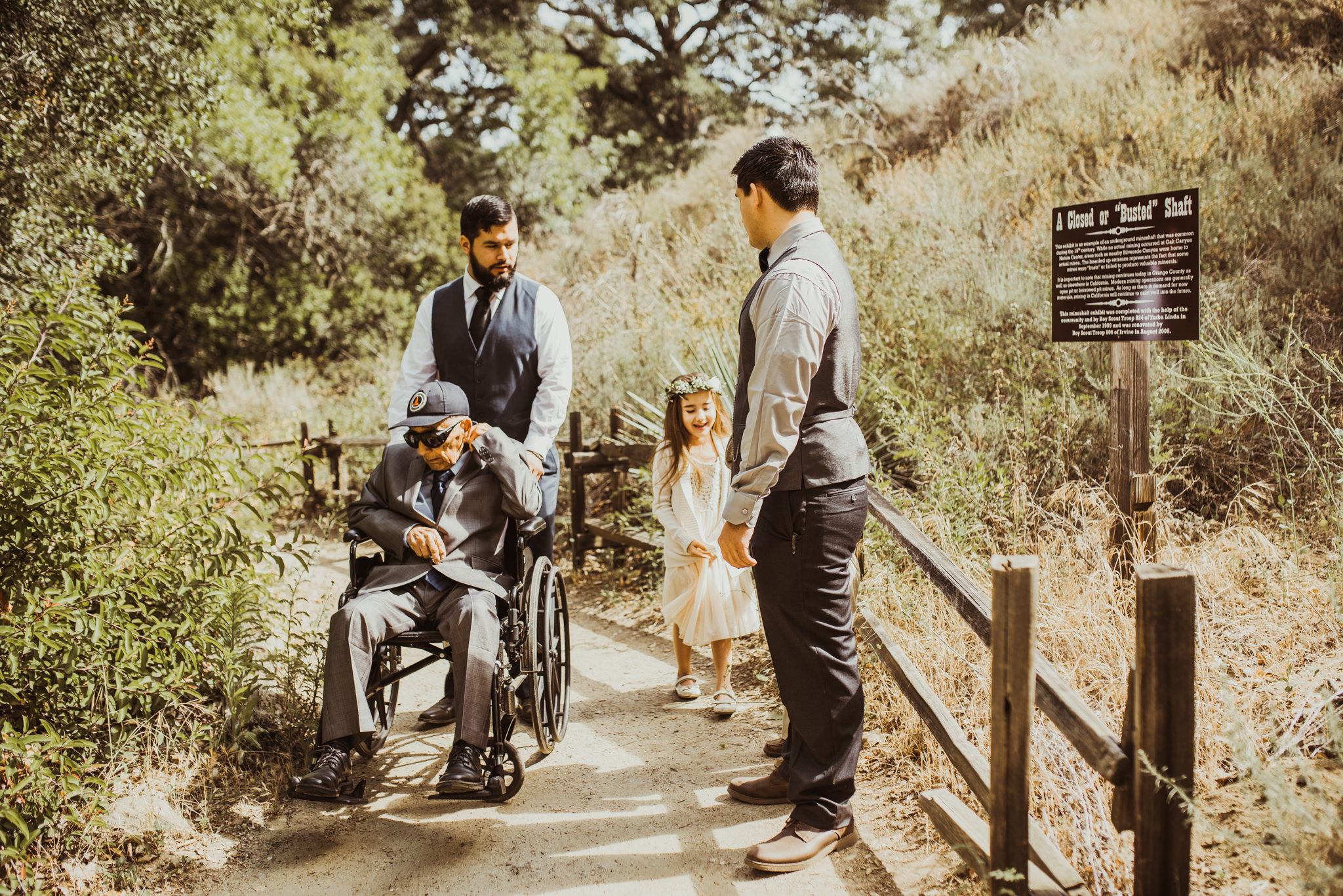 ©Isaiah-&-Taylor-Photography---Oak-Canyon-Nature-Center-Wedding,-Anaheim-Hills-037.jpg