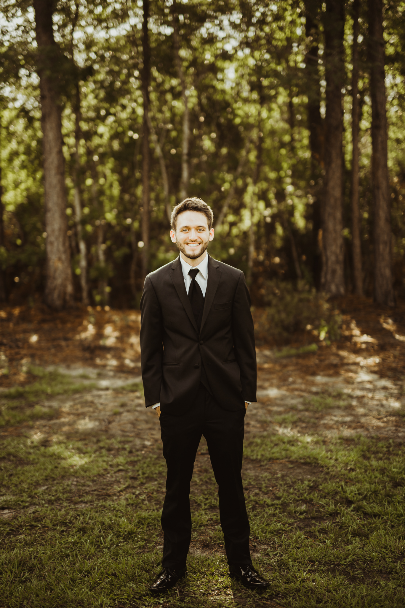 ©Isaiah & Taylor Photography - Lakeside Barn Wedding, Private Estate, Poplarville Mississippi-37.jpg