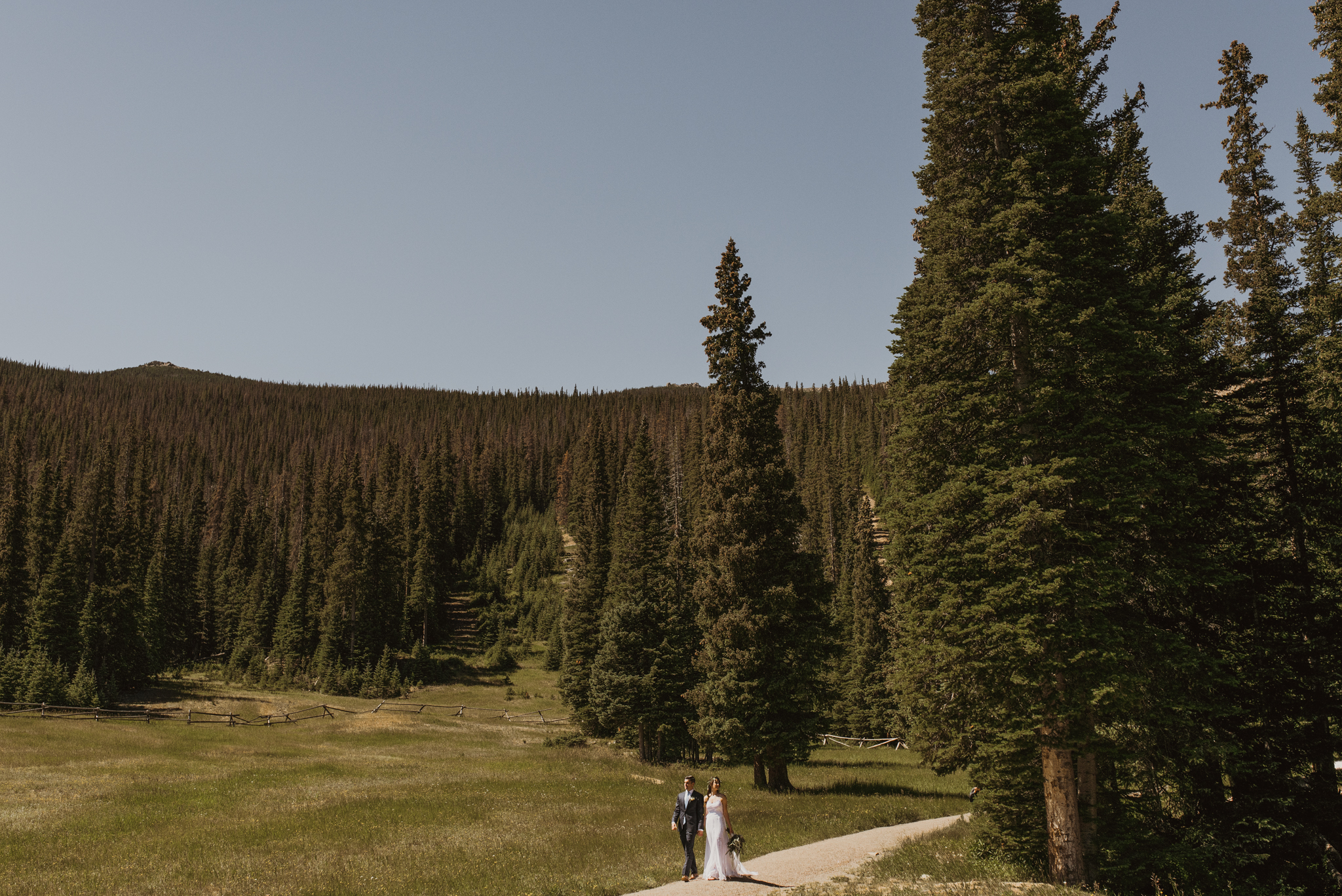 ©Isaiah + Taylor Photography - Estes National Park Adventure Elopement, Colorado Rockies-78.jpg