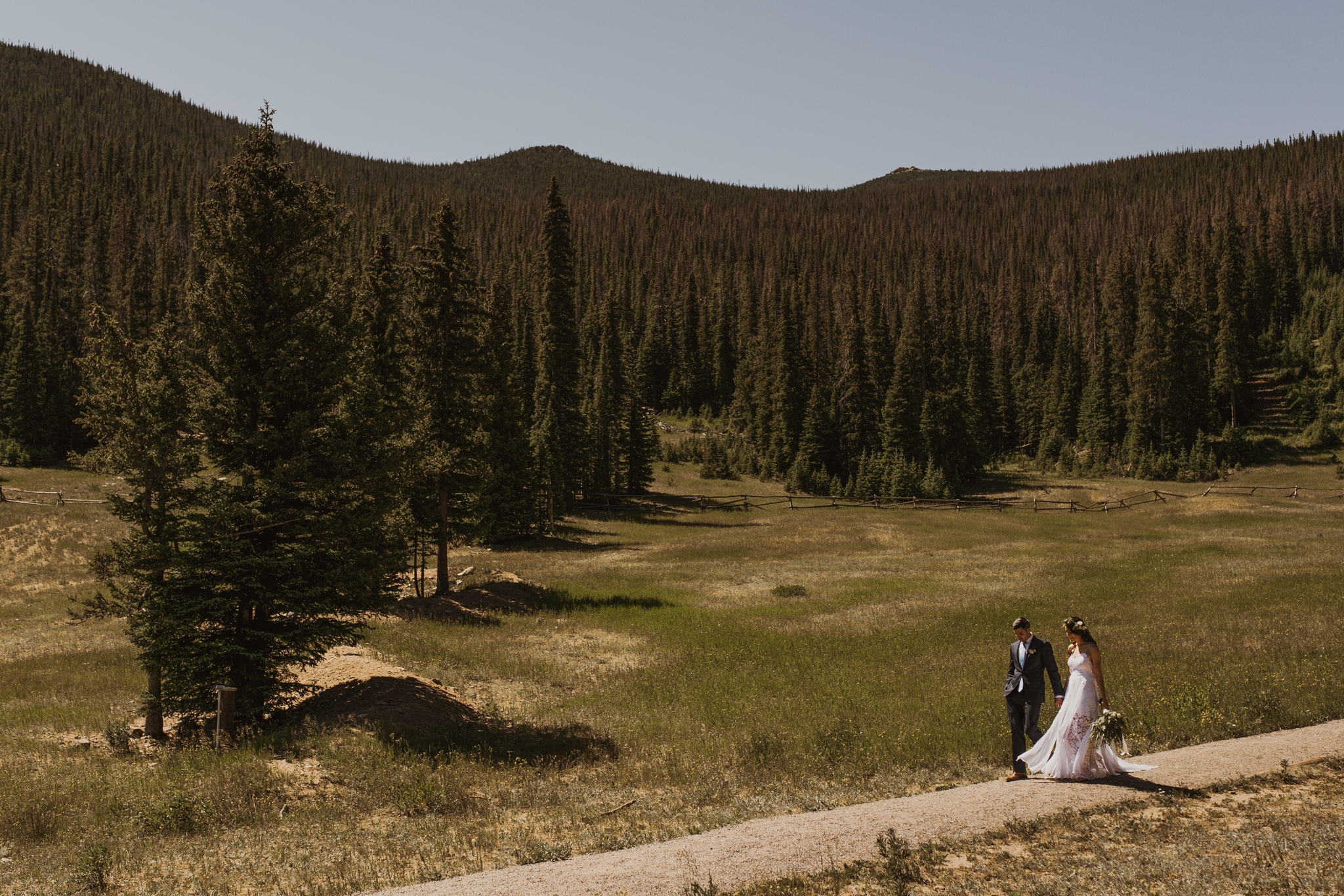 ©Isaiah + Taylor Photography - Estes National Park Adventure Elopement, Colorado Rockies-79.jpg