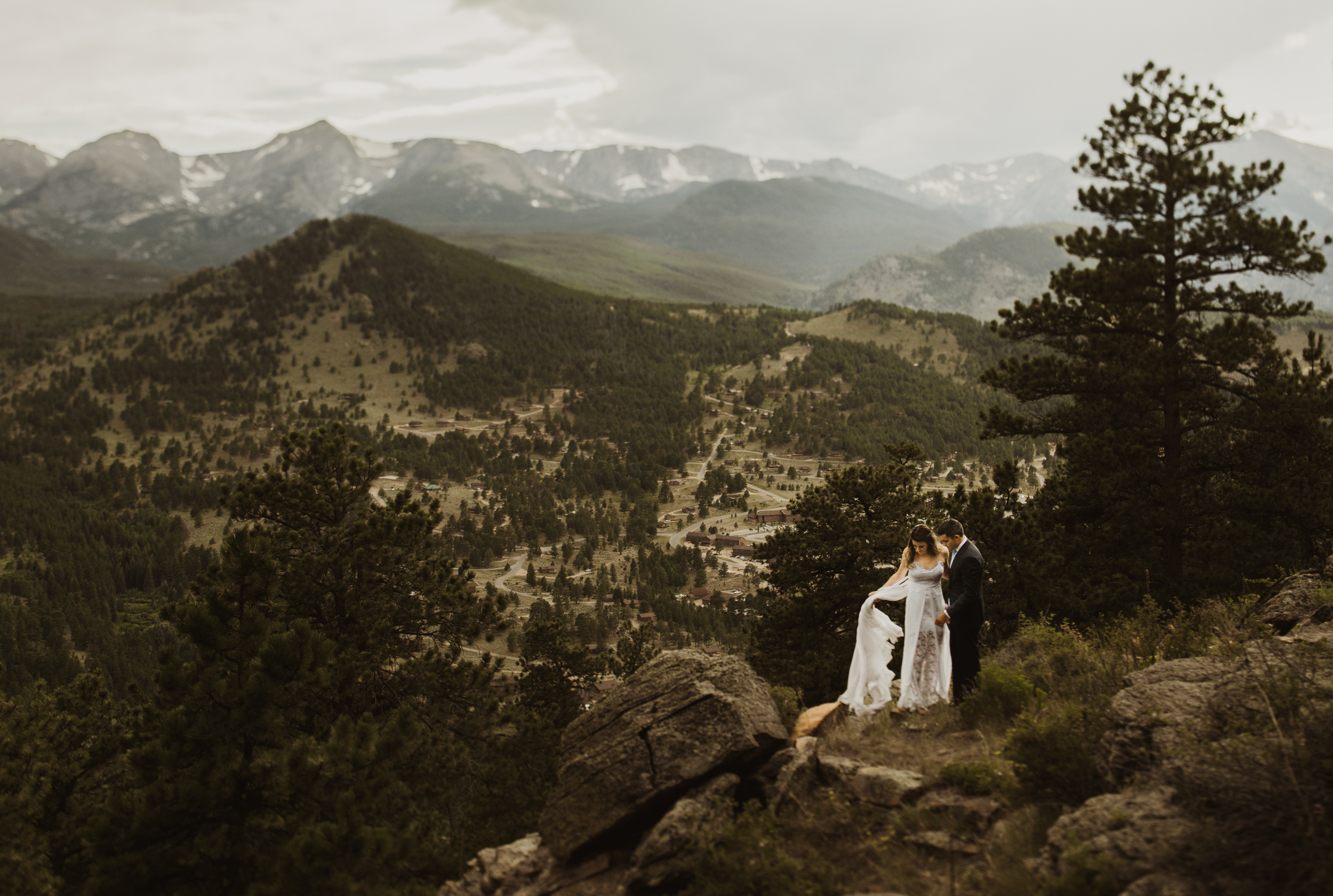 ©Isaiah + Taylor Photography - Estes National Park Adventure Elopement, Colorado Rockies-118.jpg