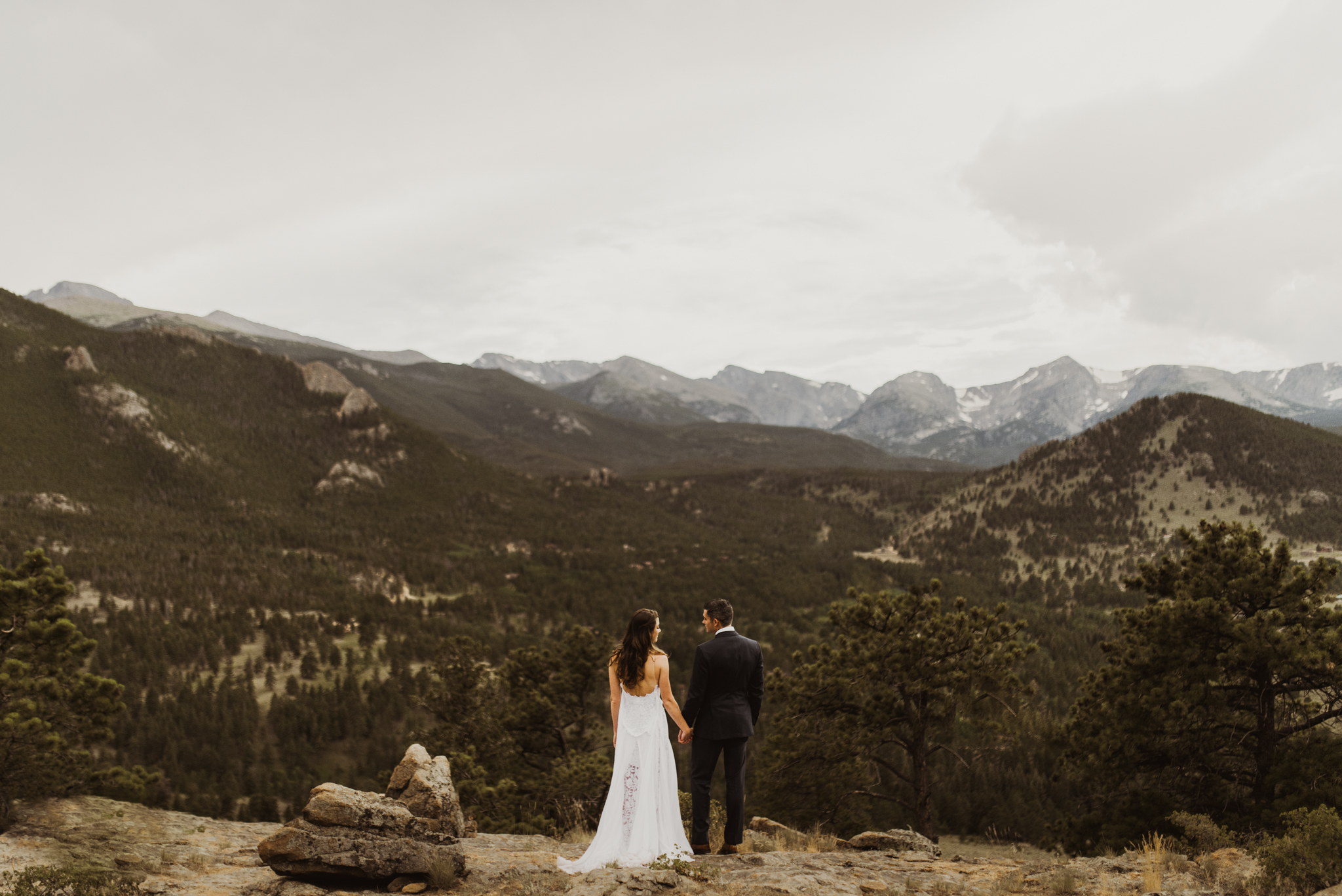 ©Isaiah + Taylor Photography - Estes National Park Adventure Elopement, Colorado Rockies-126.jpg