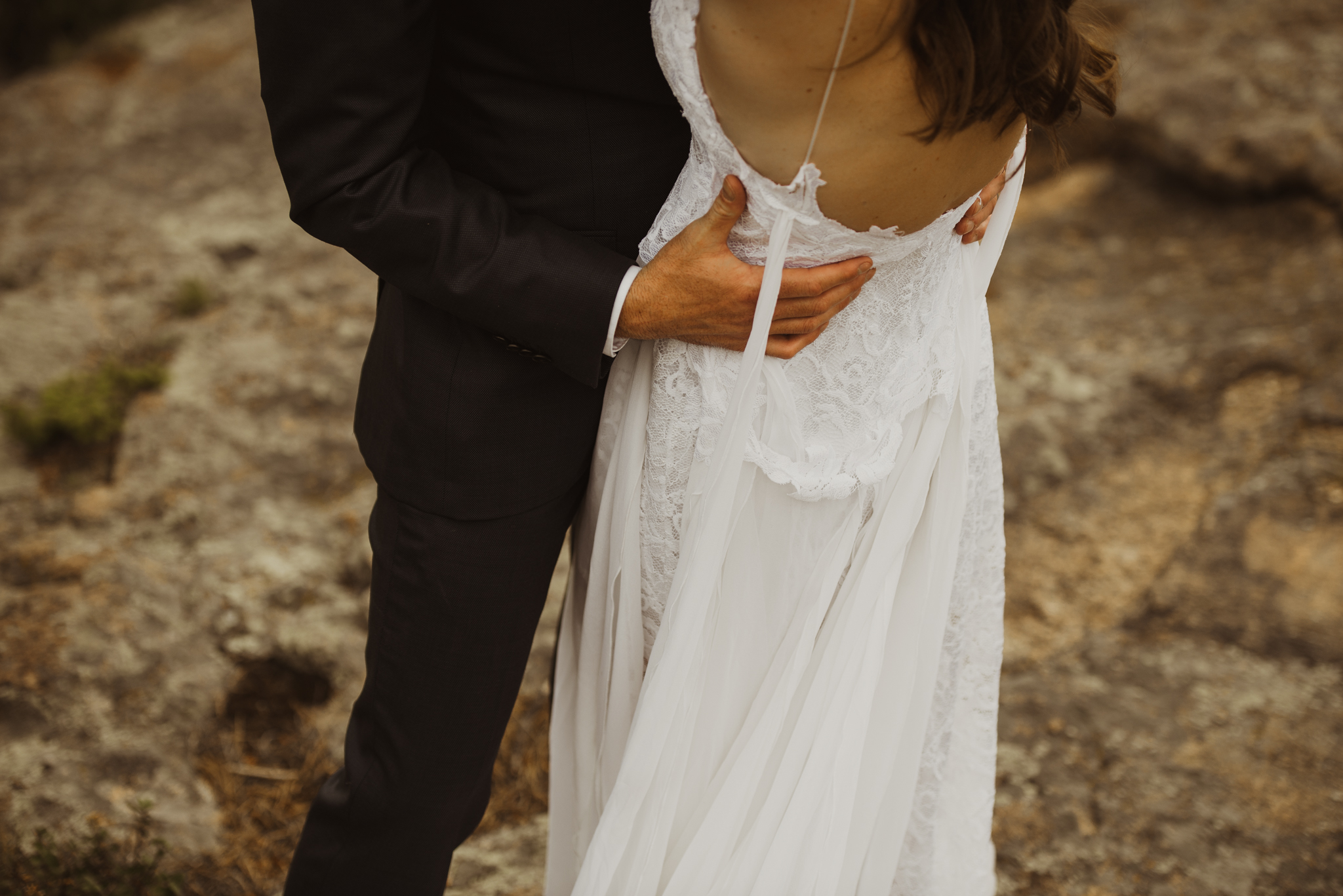 ©Isaiah + Taylor Photography - Estes National Park Adventure Elopement, Colorado Rockies-133.jpg