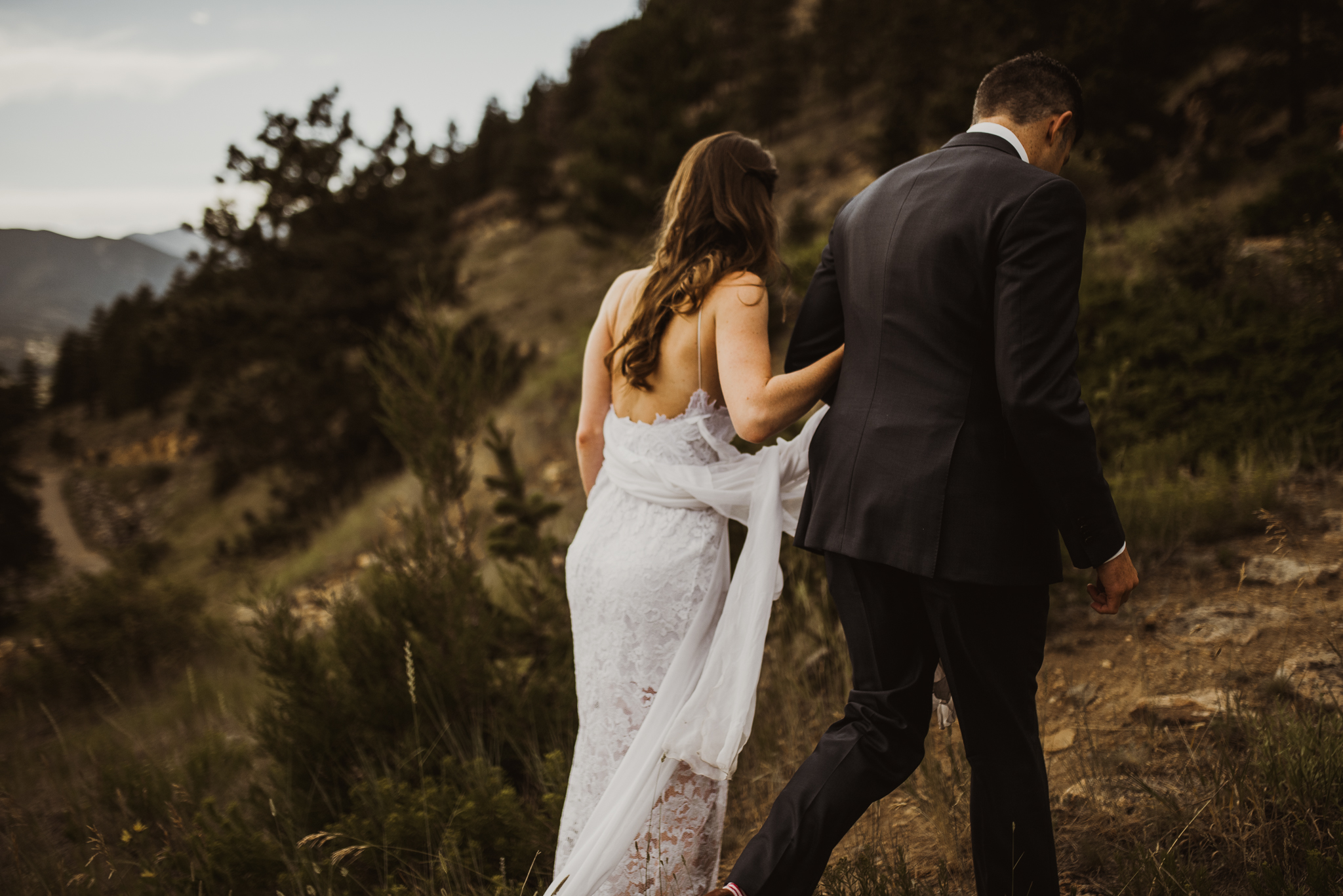 ©Isaiah + Taylor Photography - Estes National Park Adventure Elopement, Colorado Rockies-147.jpg