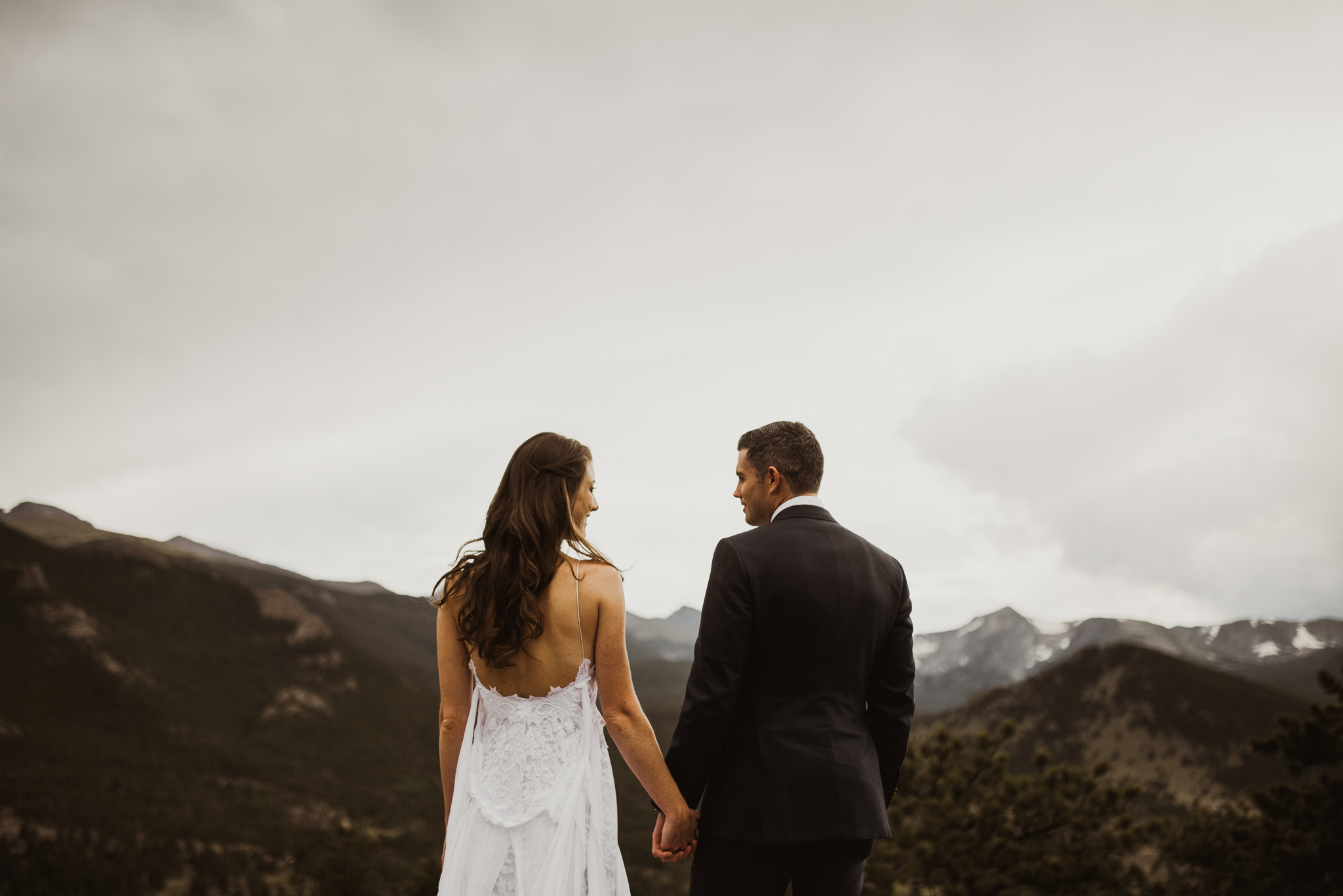 ©Isaiah + Taylor Photography - Estes National Park Adventure Elopement, Colorado Rockies-127.jpg