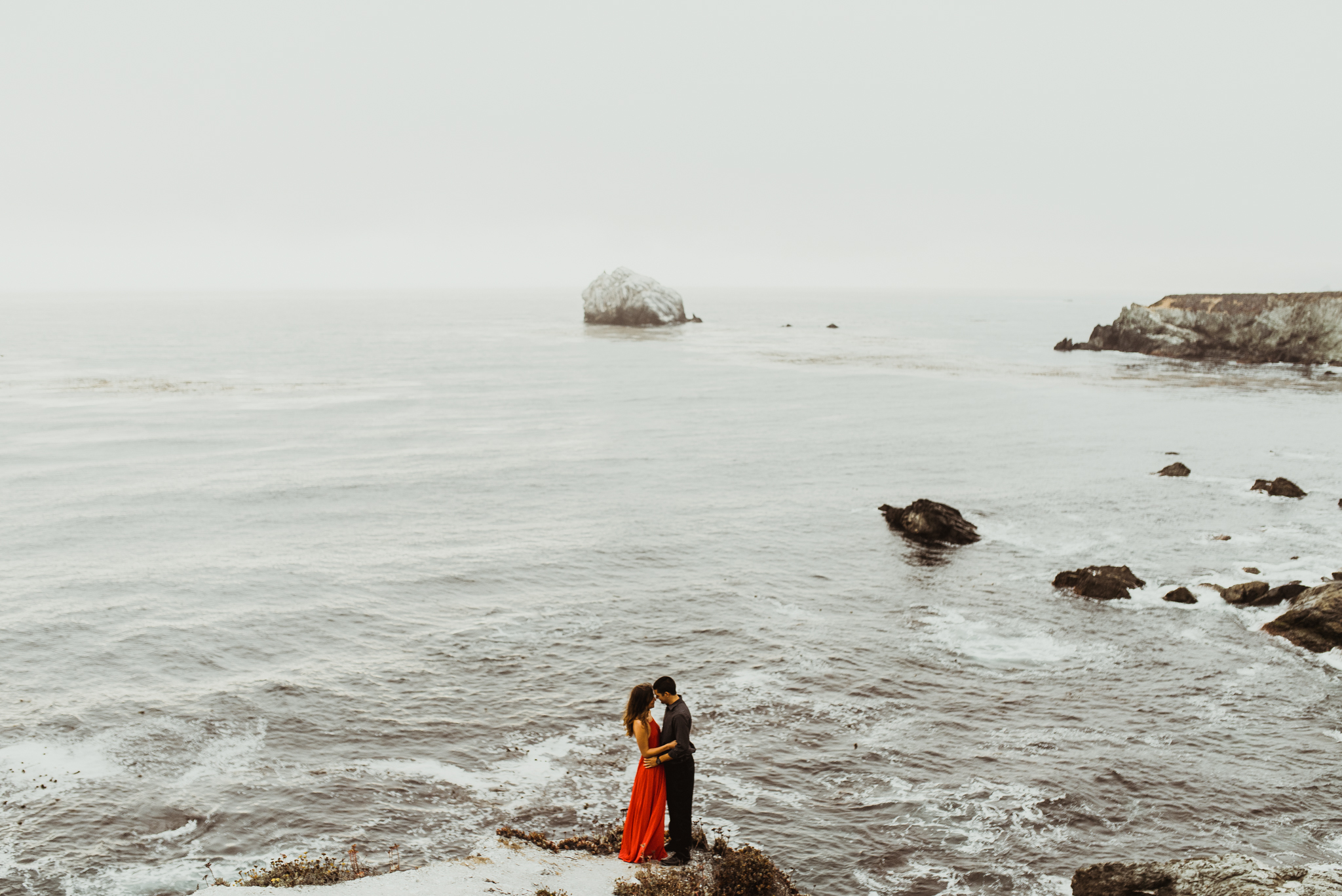 ©Isaiah + Taylor Photography - Big Sur Wedding Engagement Photographer-68.jpg