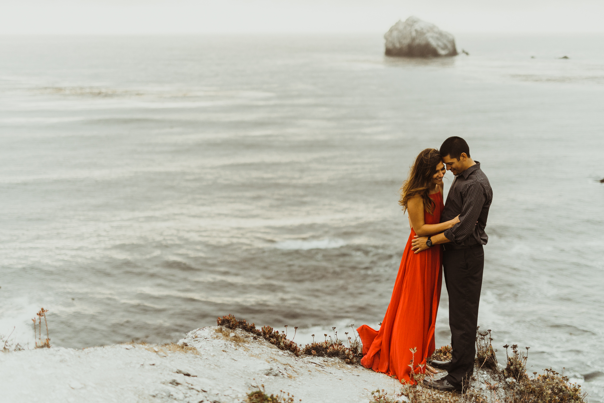 ©Isaiah + Taylor Photography - Big Sur Wedding Engagement Photographer-77.jpg