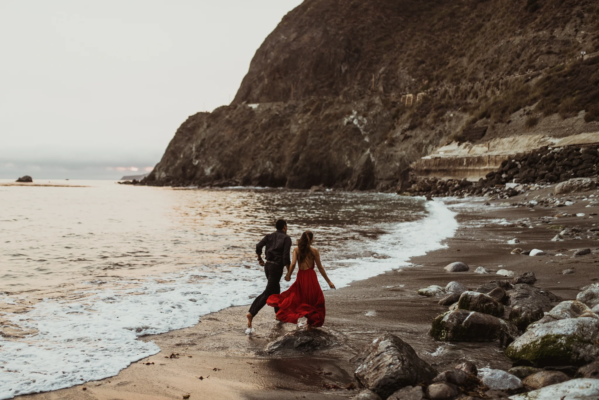 ©Isaiah + Taylor Photography - Big Sur Wedding Engagement Photographer-103.jpg