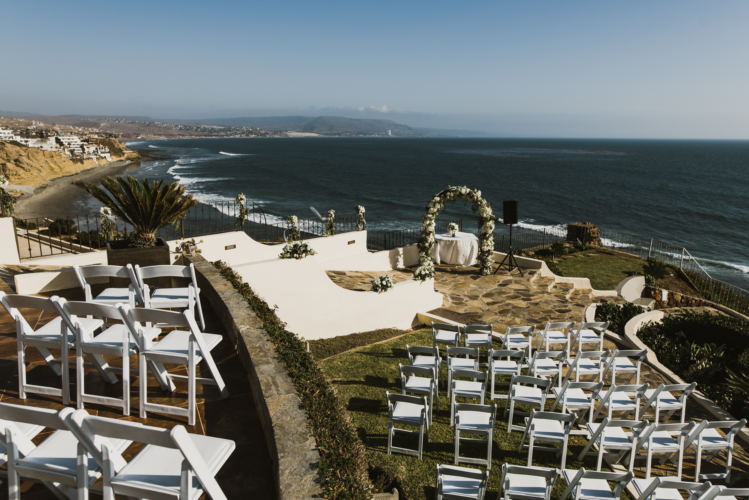 ©Isaiah + Taylor Photography - Rosarito Beach Destination Wedding, Mexico-0049.jpg