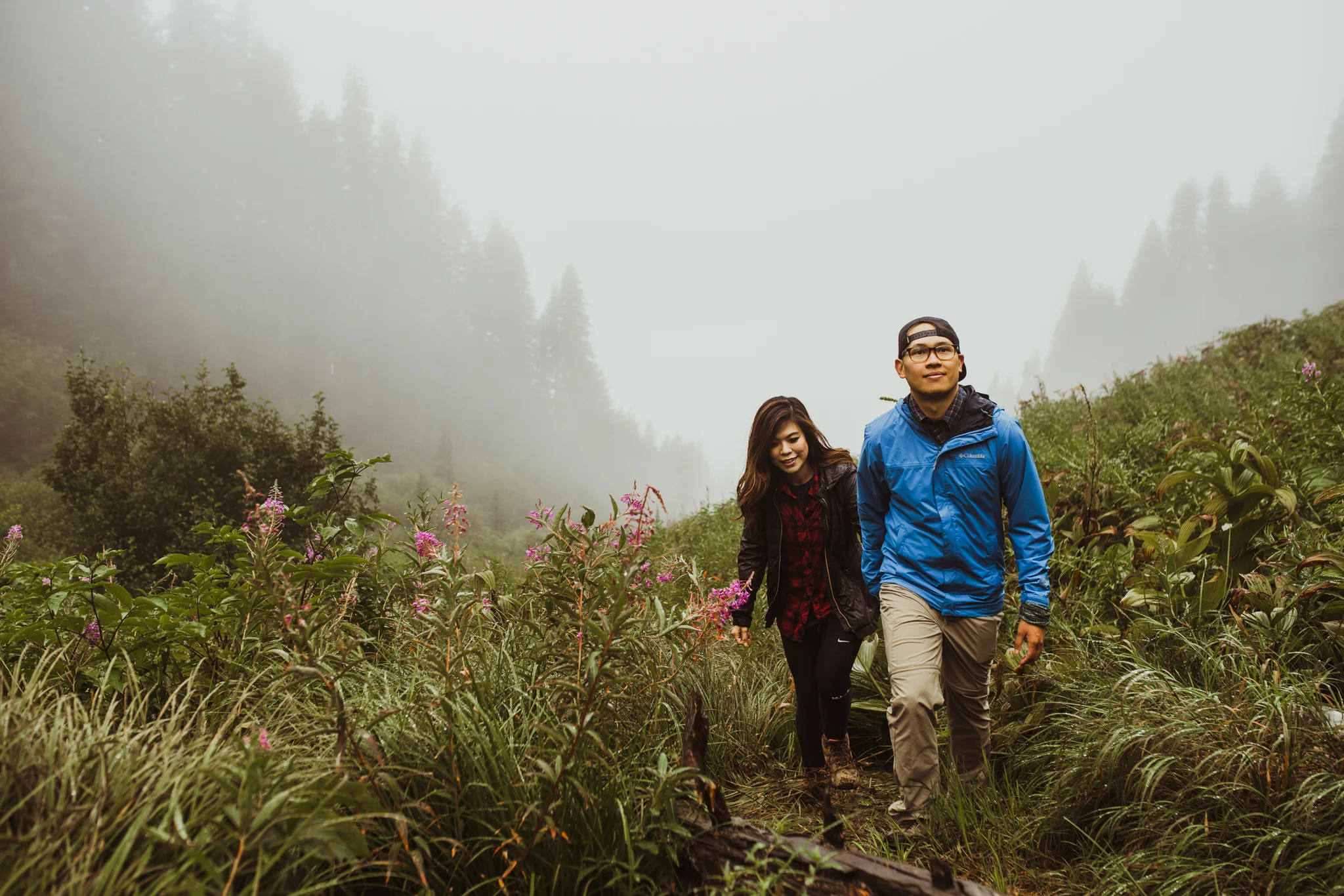 ©Isaiah-&-Taylor-Photography---Hidden-Lake-Cascade-Mountains-Engagement,-Washington-035.jpg