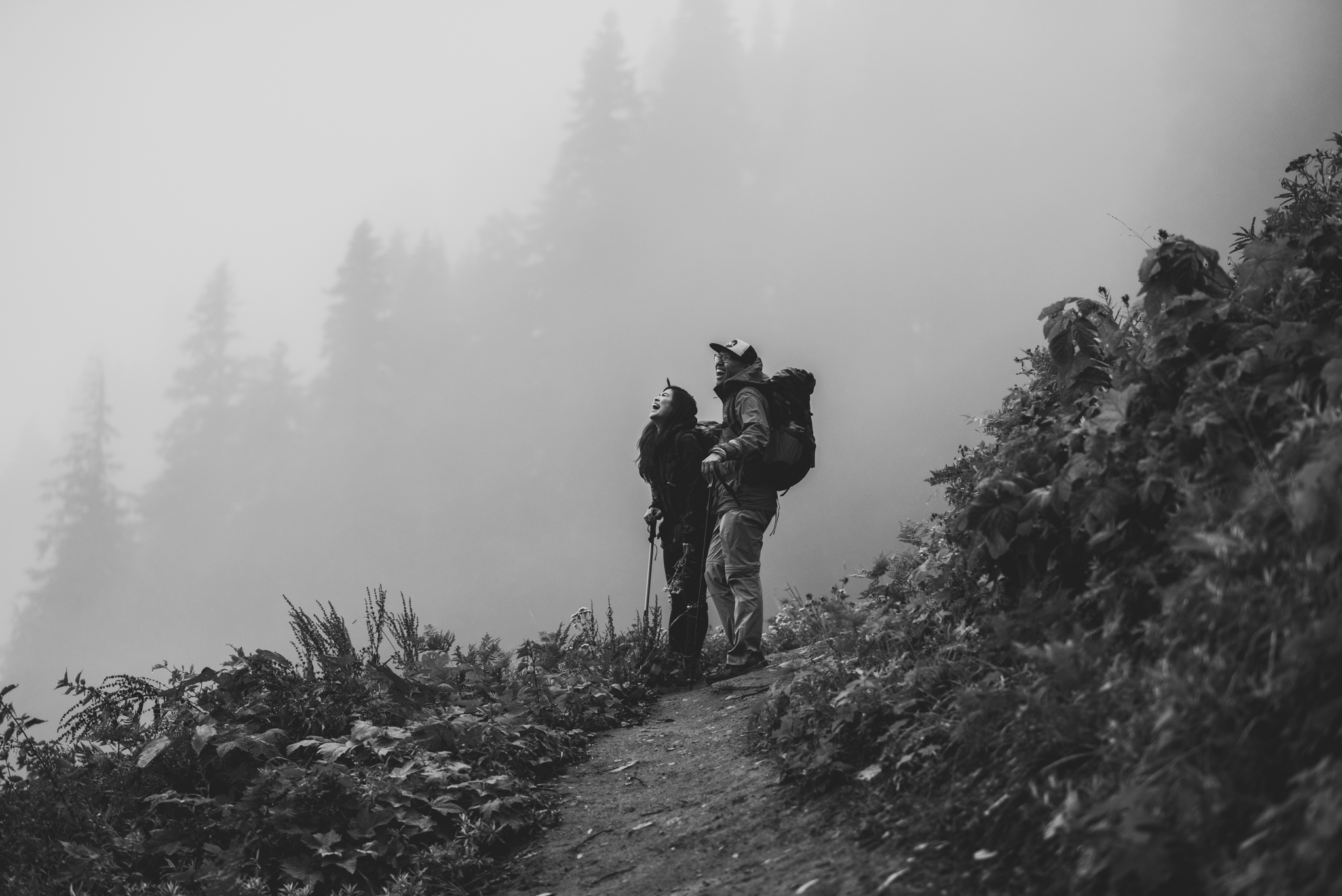 ©Isaiah-&-Taylor-Photography---Hidden-Lake-Cascade-Mountains-Engagement,-Washington-047.jpg