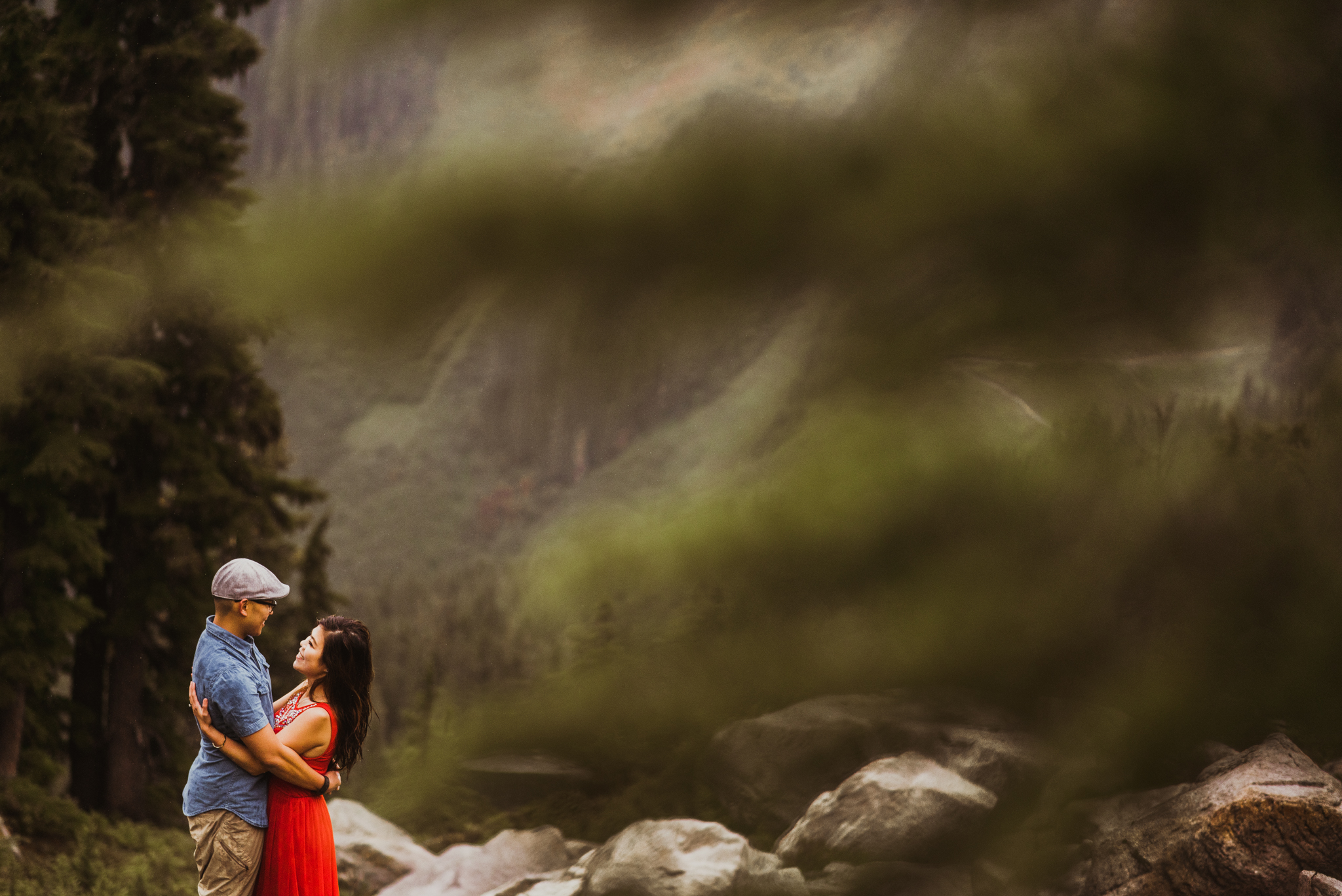 ©Isaiah-&-Taylor-Photography---Hidden-Lake-Cascade-Mountains-Engagement,-Washington-075.jpg