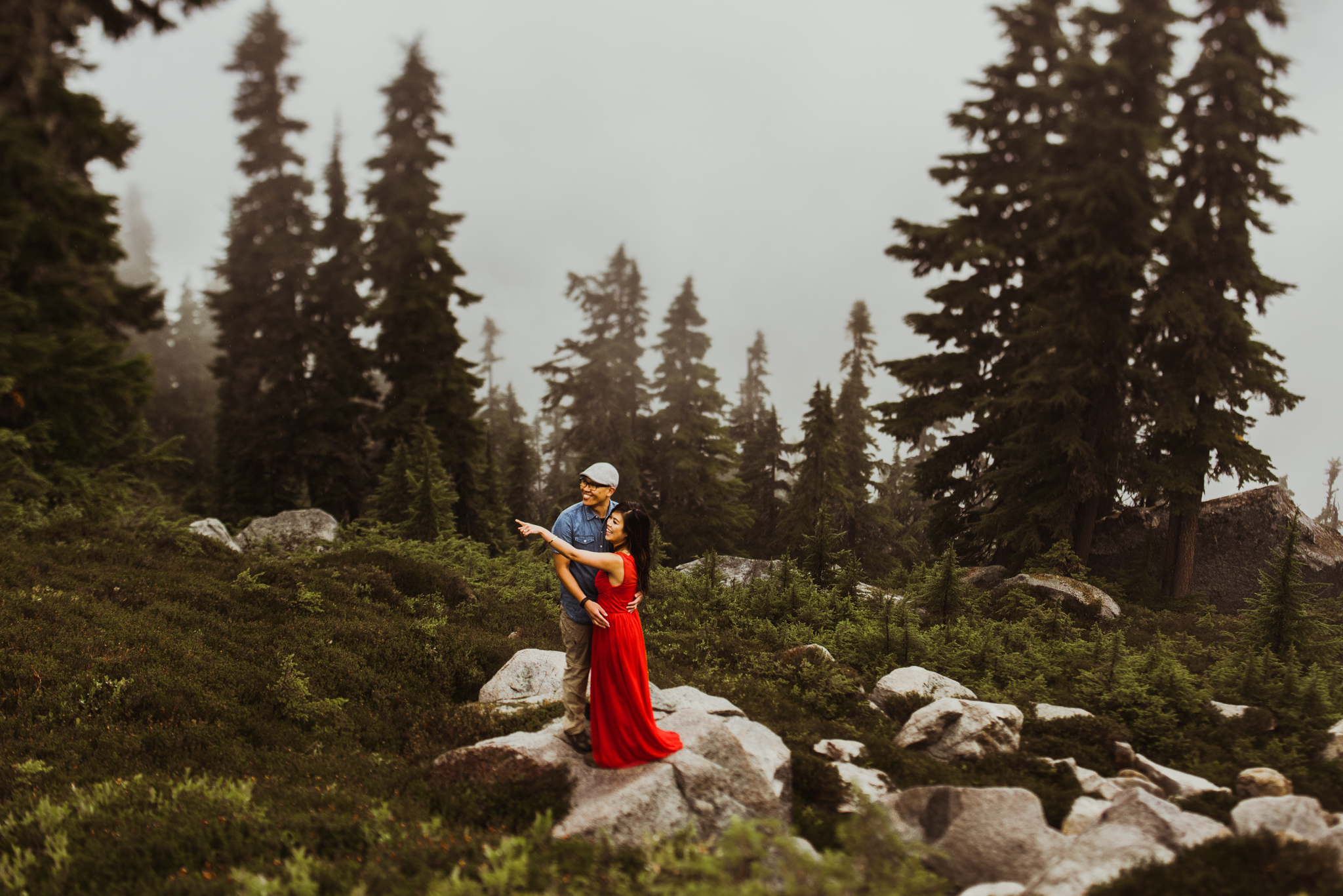 ©Isaiah-&-Taylor-Photography---Hidden-Lake-Cascade-Mountains-Engagement,-Washington-078.jpg