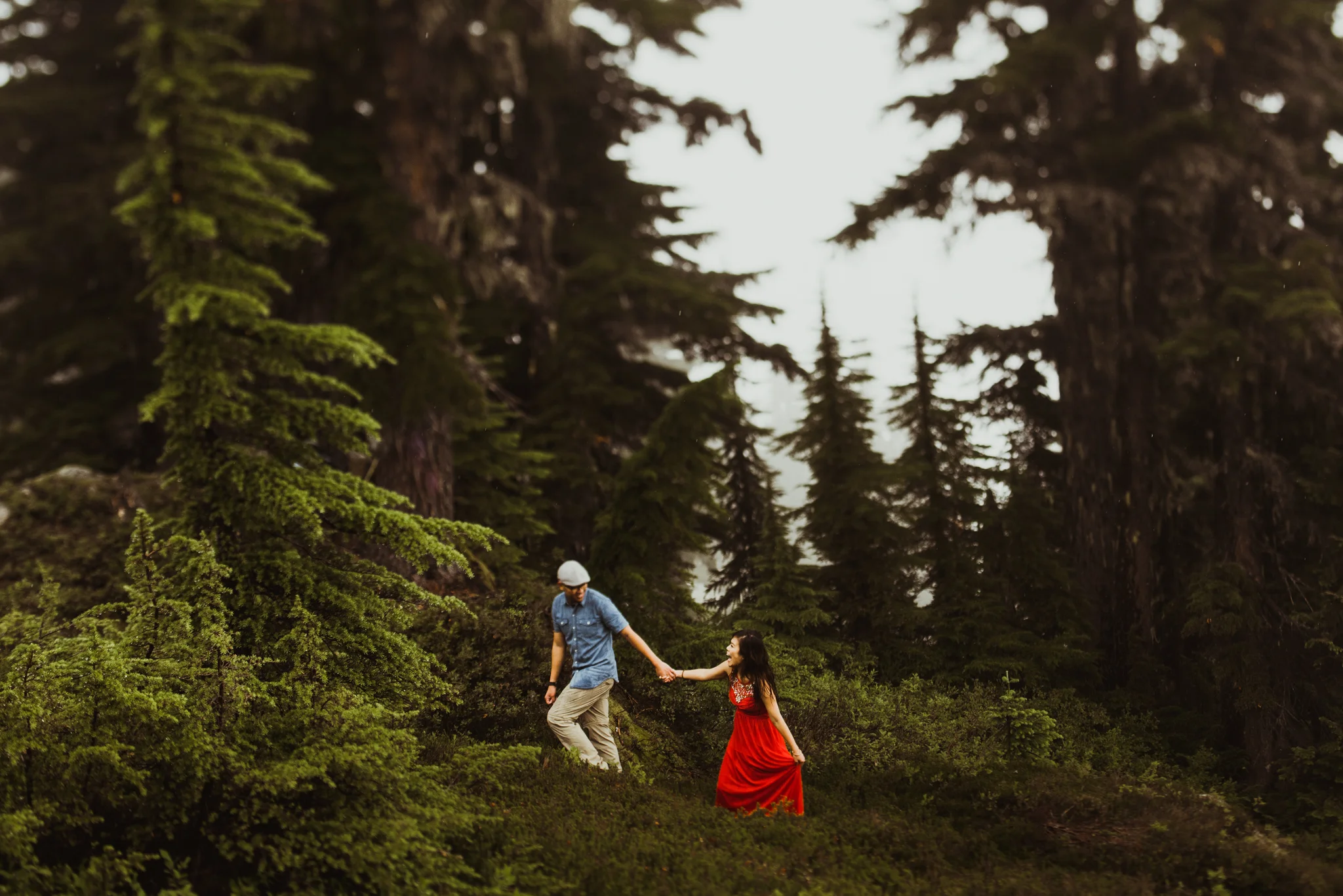 ©Isaiah-&-Taylor-Photography---Hidden-Lake-Cascade-Mountains-Engagement,-Washington-083.jpg