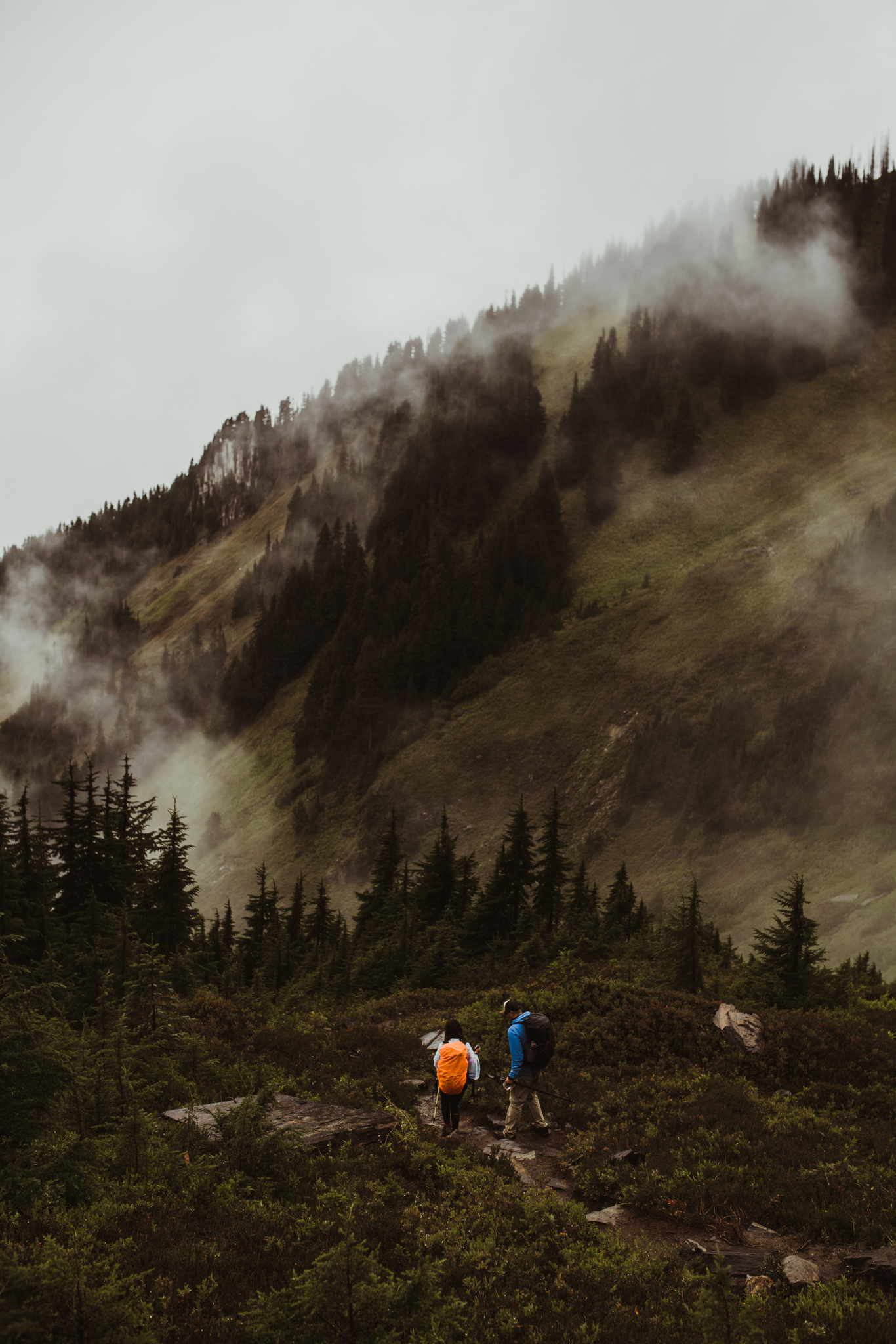 ©Isaiah-&-Taylor-Photography---Hidden-Lake-Cascade-Mountains-Engagement,-Washington-100.jpg