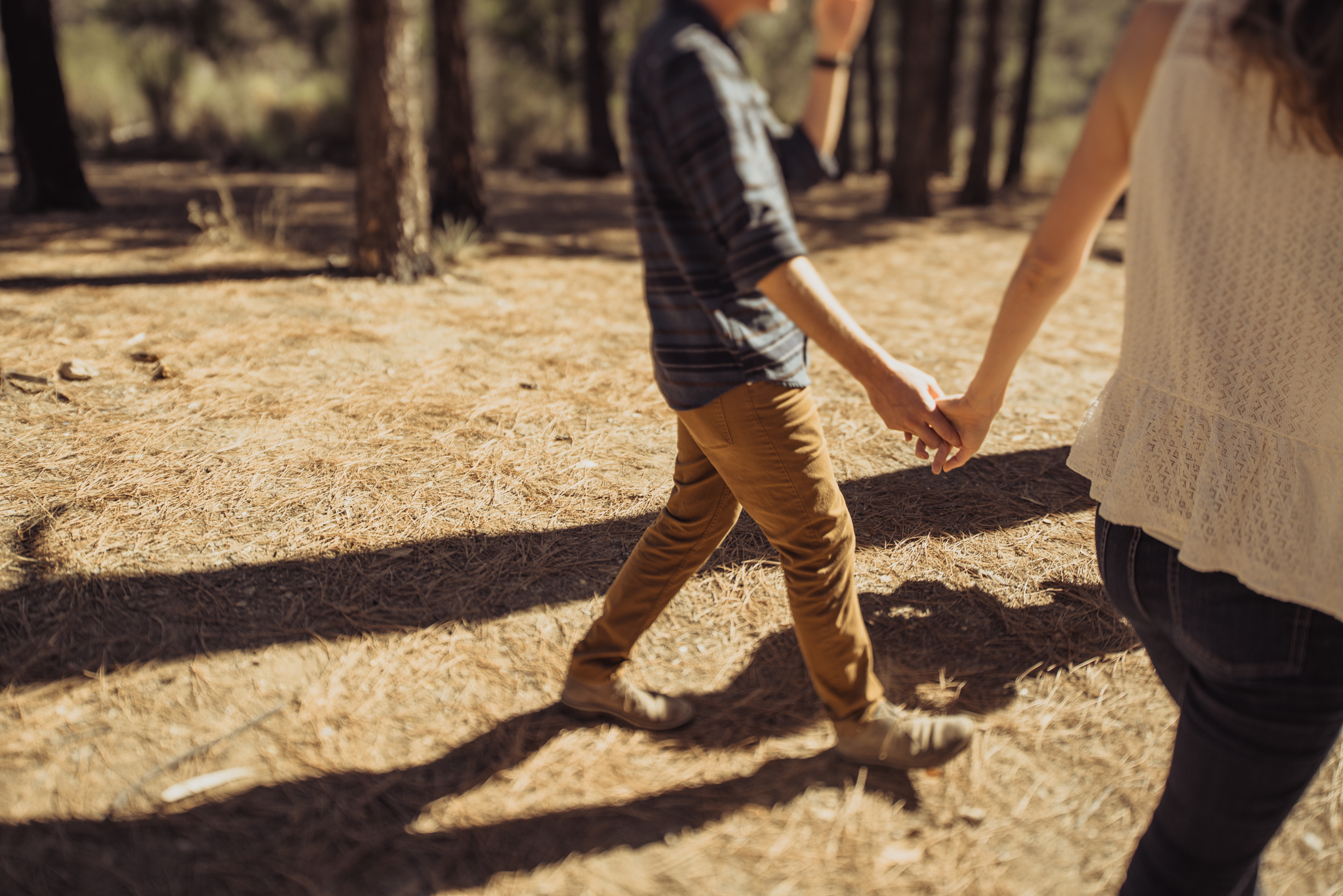 ©Isaiah + Taylor Photography - Los Angeles National Forest Engagement-0005.jpg