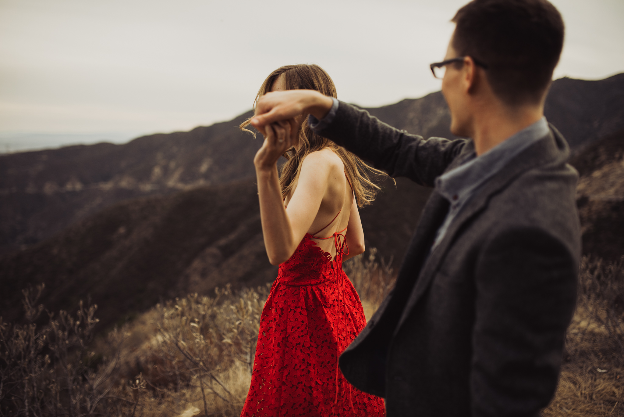 ©Isaiah + Taylor Photography - Los Angeles National Forest Engagement-0078.jpg