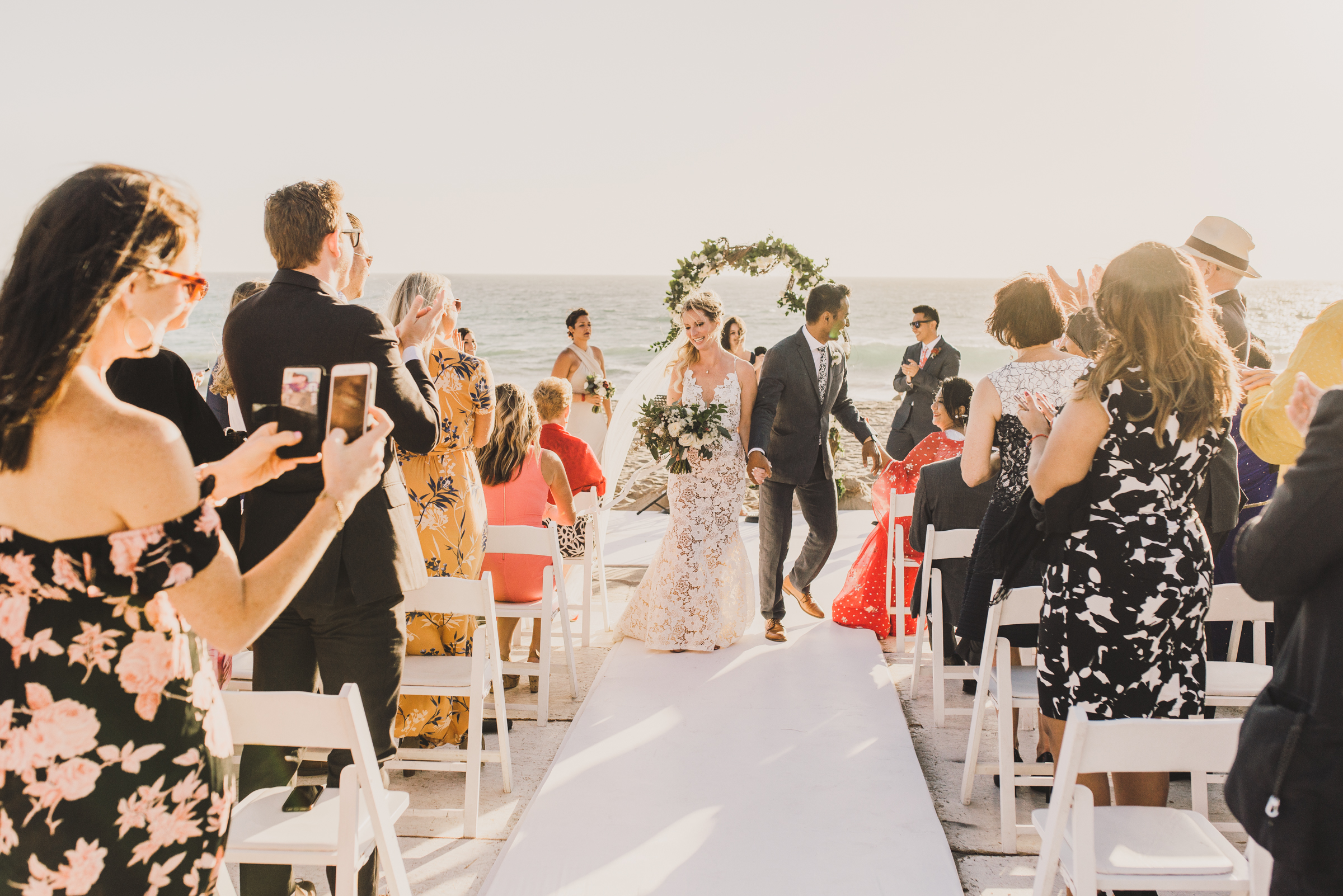 ©Isaiah + Taylor Photography - The Sunset Restaurant Wedding, Malibu Beach CA-0064.jpg