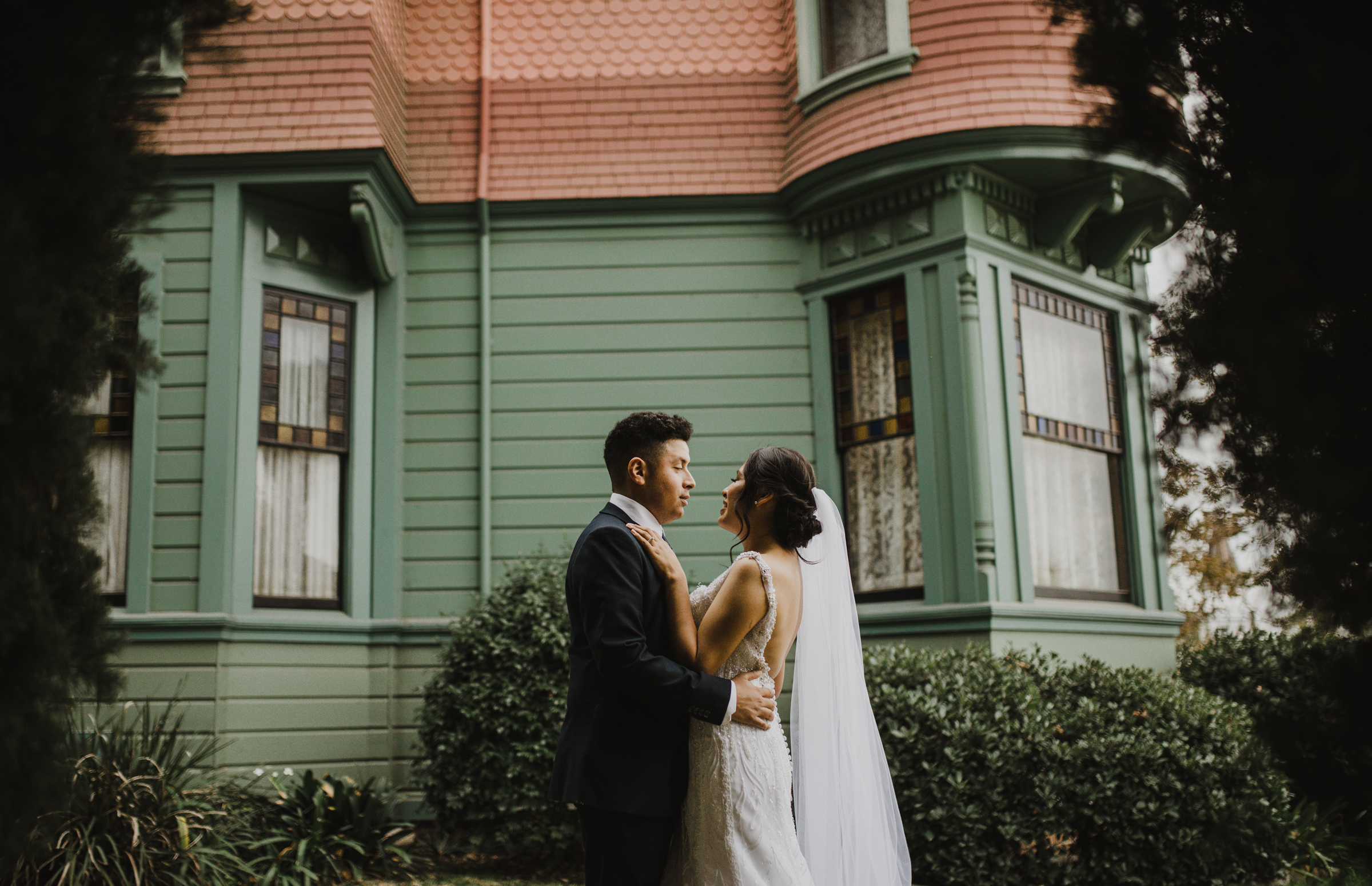 ©Isaiah-&-Taylor-Photography---Heritage-Square-Museum-Wedding,-Los-Angeles--40.jpg