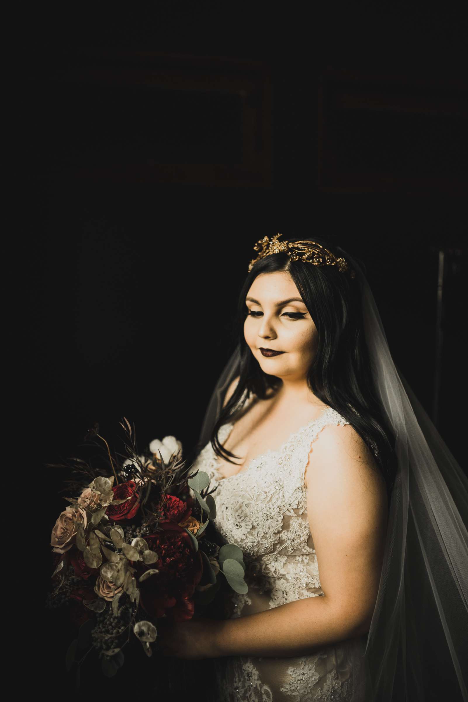 ©Isaiah + Taylor Photography - Smoky Hollow Studios Wedding, El Segundo, Los Angeles Wedding Photographer-22.jpg