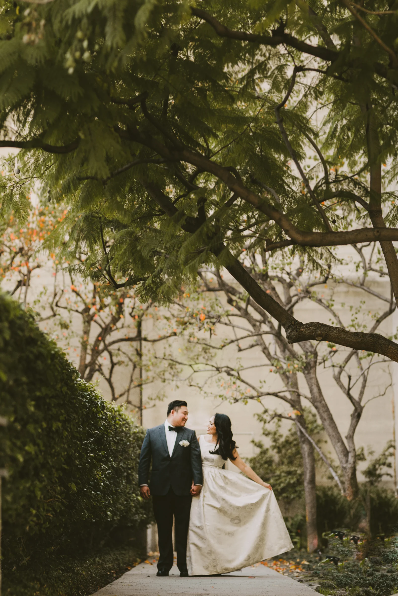 ©Isaiah + Taylor Photography - David + Grace - Wedding - 20170115 06794.jpg