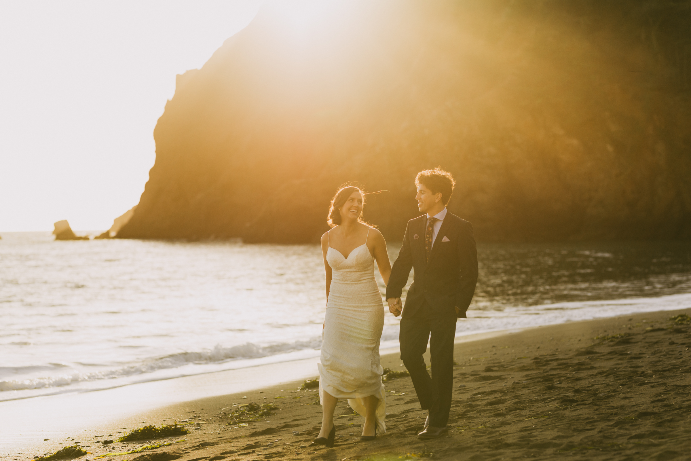 ©Isaiah + Taylor Photography - San Fransisco Elopement, Golden Gate Bridge-47.jpg