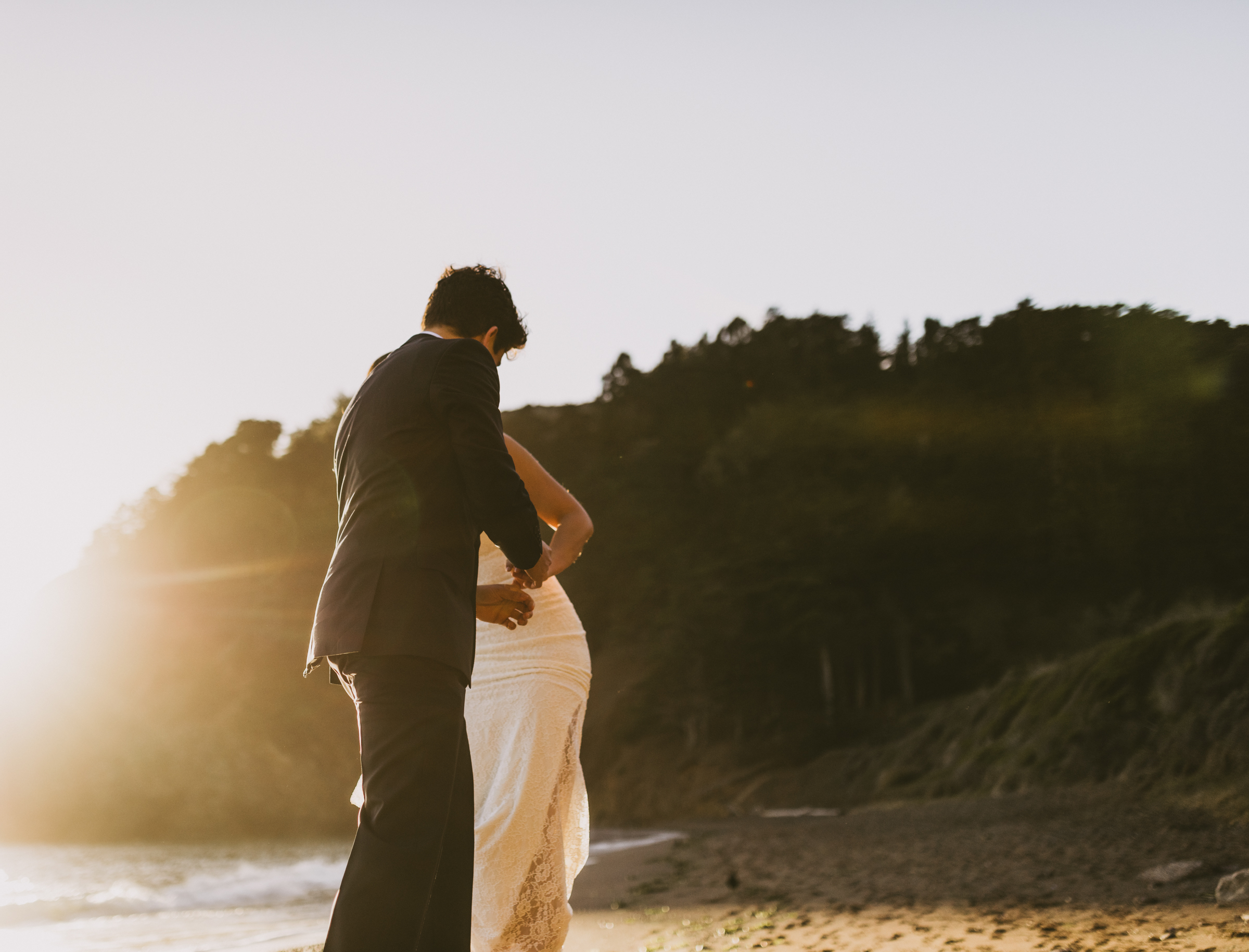 ©Isaiah + Taylor Photography - San Fransisco Elopement, Golden Gate Bridge-59.jpg