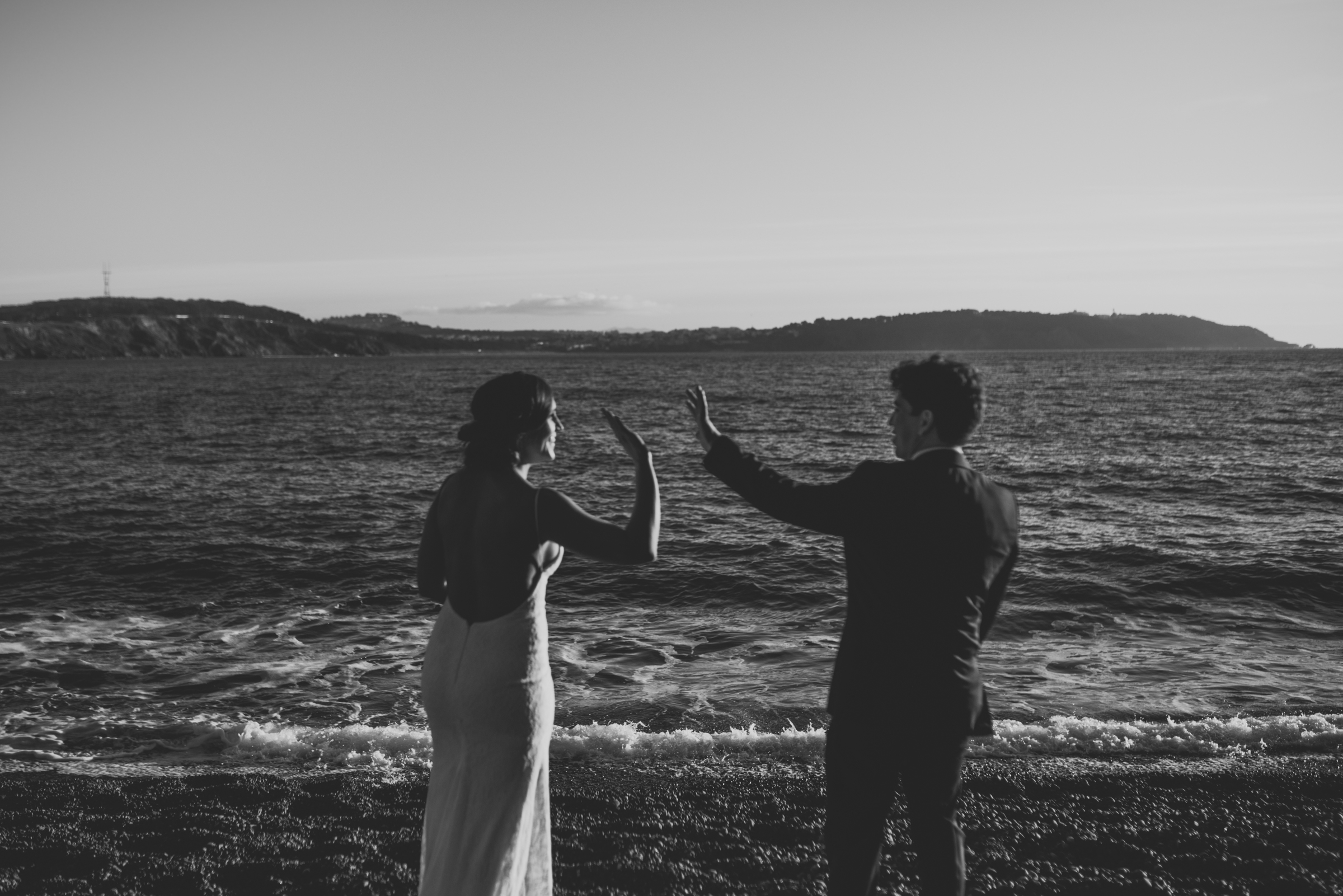 ©Isaiah + Taylor Photography - San Fransisco Elopement, Golden Gate Bridge-77.jpg