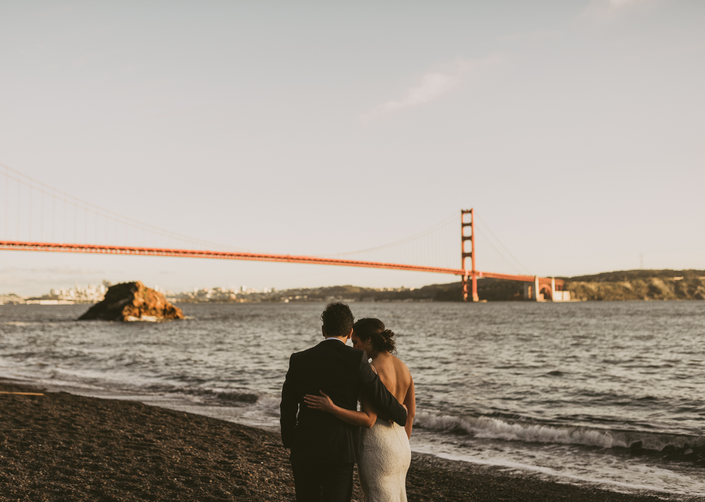 ©Isaiah + Taylor Photography - San Fransisco Elopement, Golden Gate Bridge-86.jpg