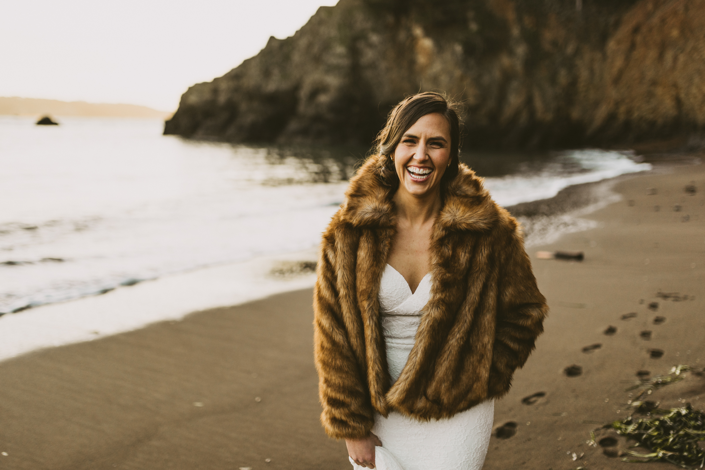 ©Isaiah + Taylor Photography - San Fransisco Elopement, Golden Gate Bridge-101.jpg