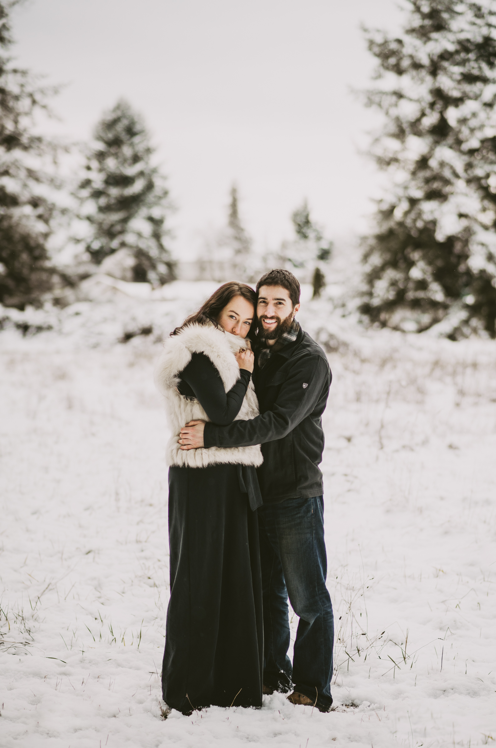 © Isaiah + Taylor Photography - Portland, Oregon Winter Forest Cabin Engagement-36.jpg