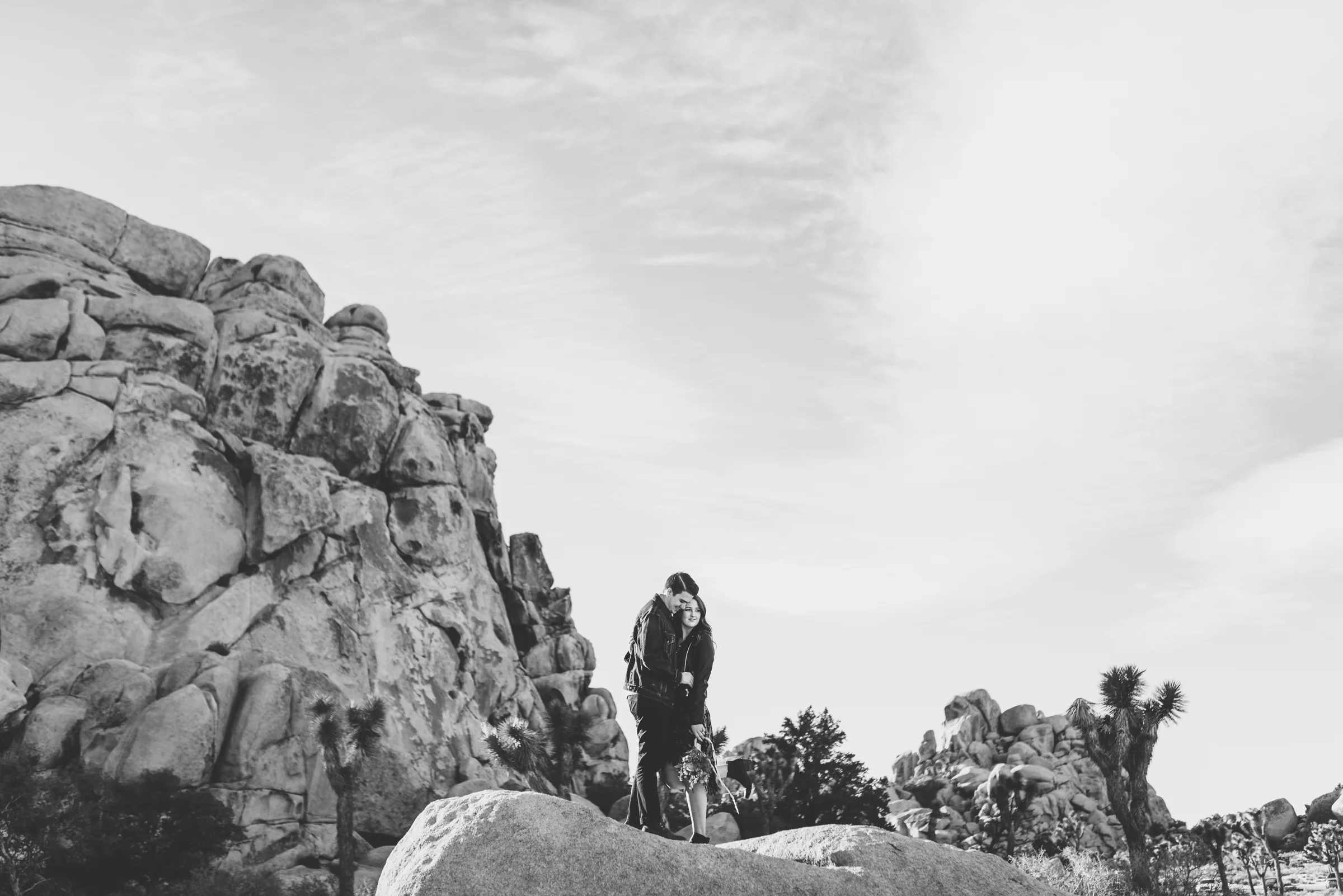 ©Isaiah + Taylor Photography - Joshua Tree Wedding Photographer-30.jpg