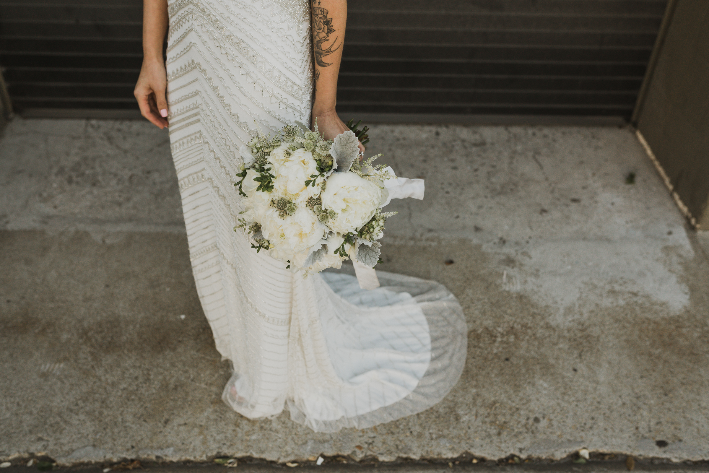 ©Isaiah + Taylor Photography - Big Door Studios Wedding, El Segundo, Los Angeles Wedding Photographer-20.jpg
