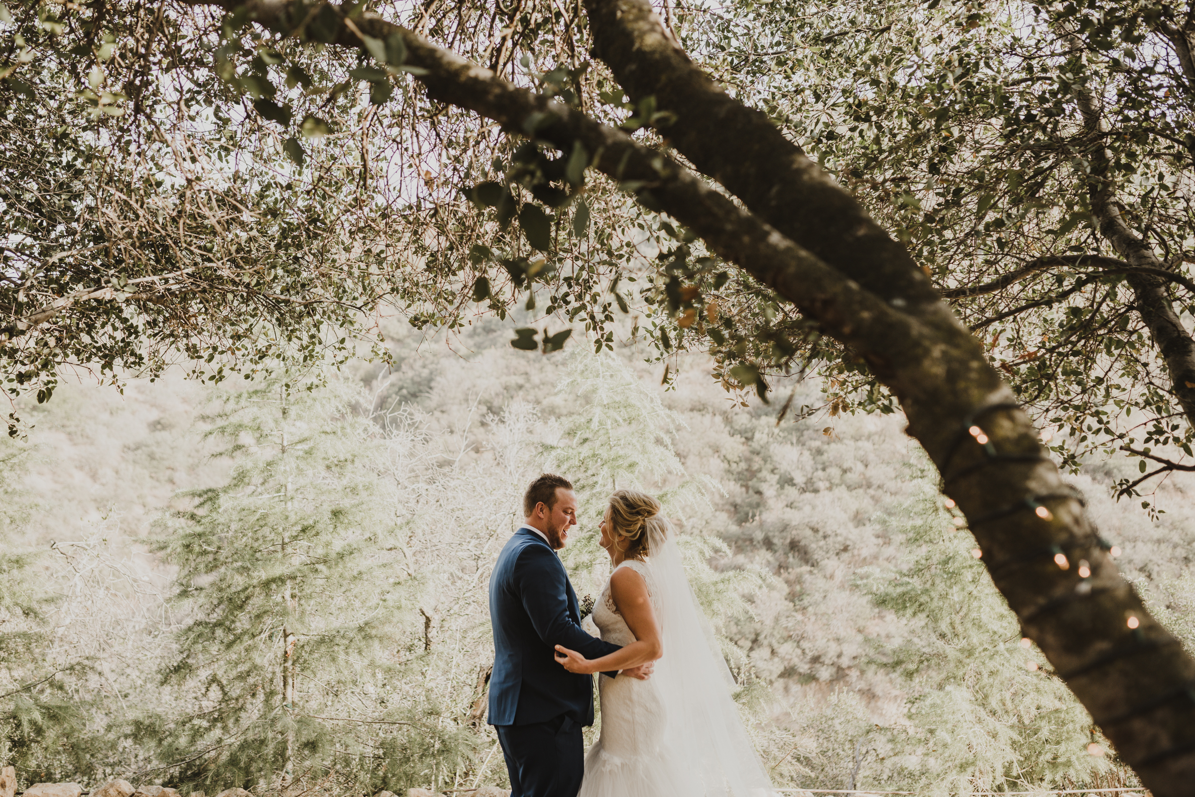 ©Isaiah + Taylor Photography - Serendipity Gardens Wedding, Oak Glen, San Bernarndino Wedding Photographer-20.jpg