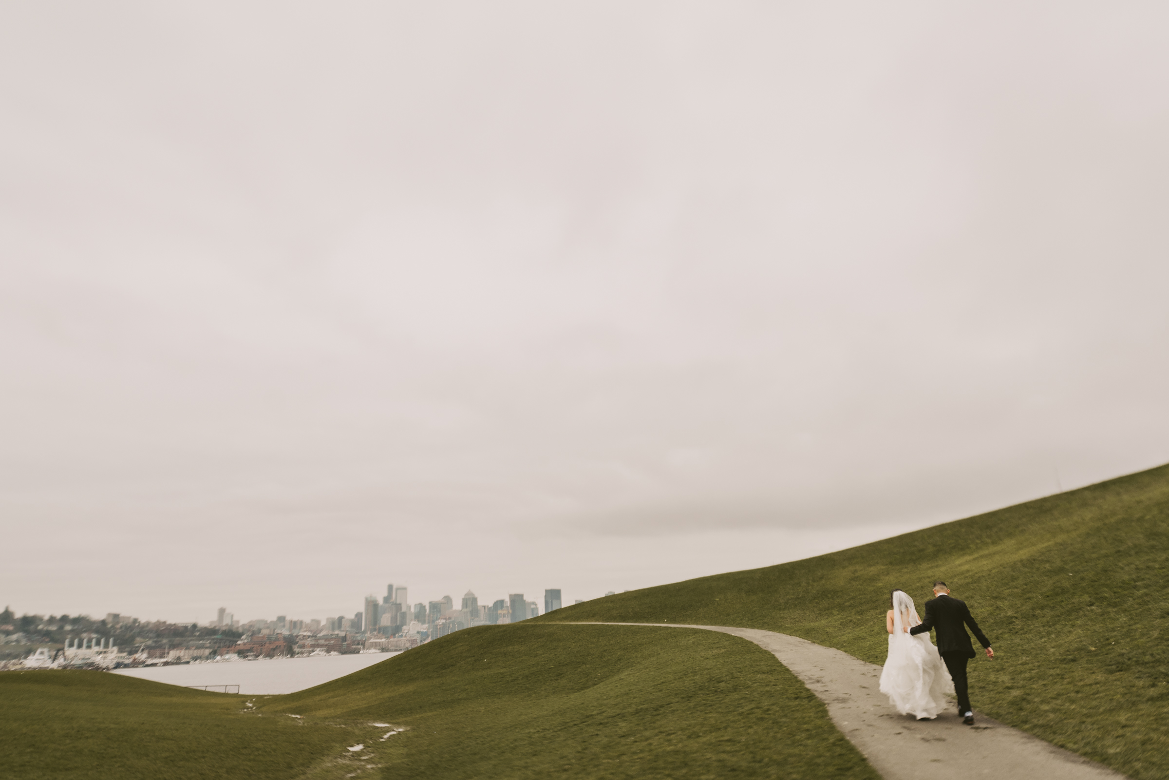 ©Isaiah + Taylor Photography - Arnold + Livvy Wedding - 123116 -117.jpg