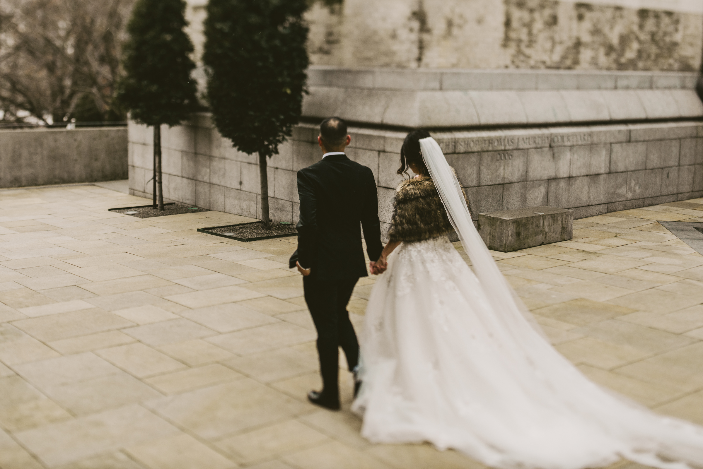 ©Isaiah + Taylor Photography - Arnold + Livvy Wedding - 123116 -215.jpg