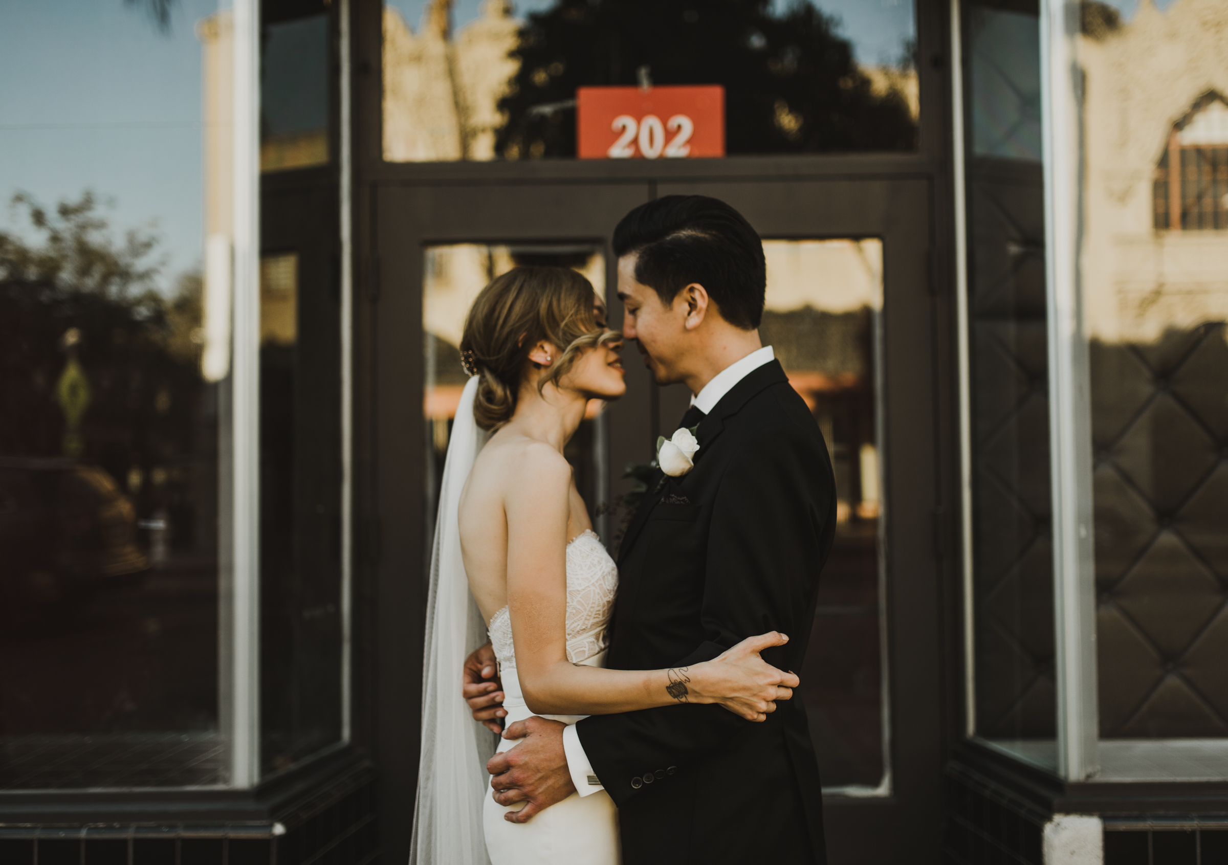 ©Isaiah + Taylor Photography - The Estate On Second Wedding, Santa Ana - Orange County Wedding Photographer-74.jpg