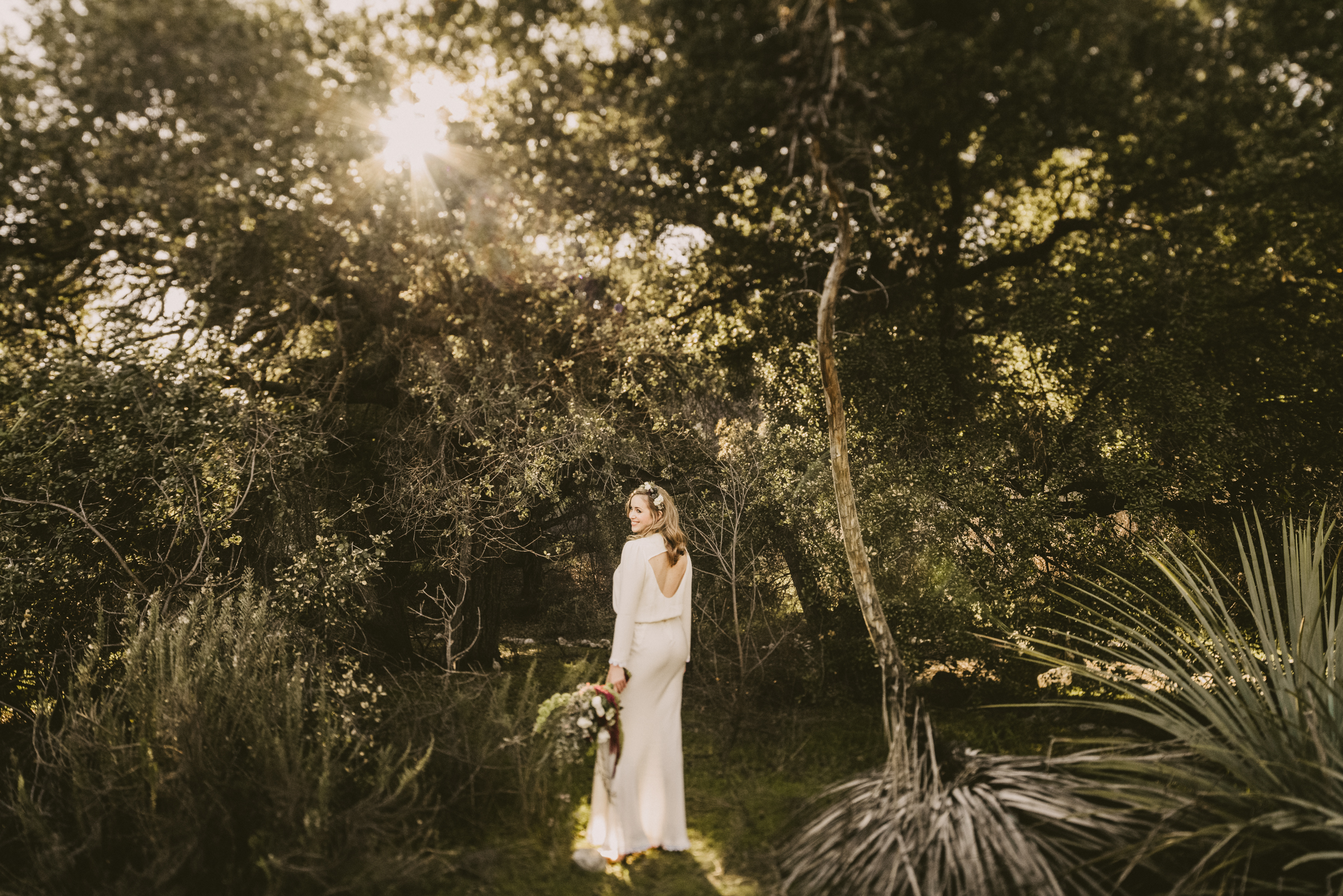 ©Isaiah + Taylor Photography - Intimate Elopement, Eaton Canyon, Los Angeles Wedding Photographer-3.jpg